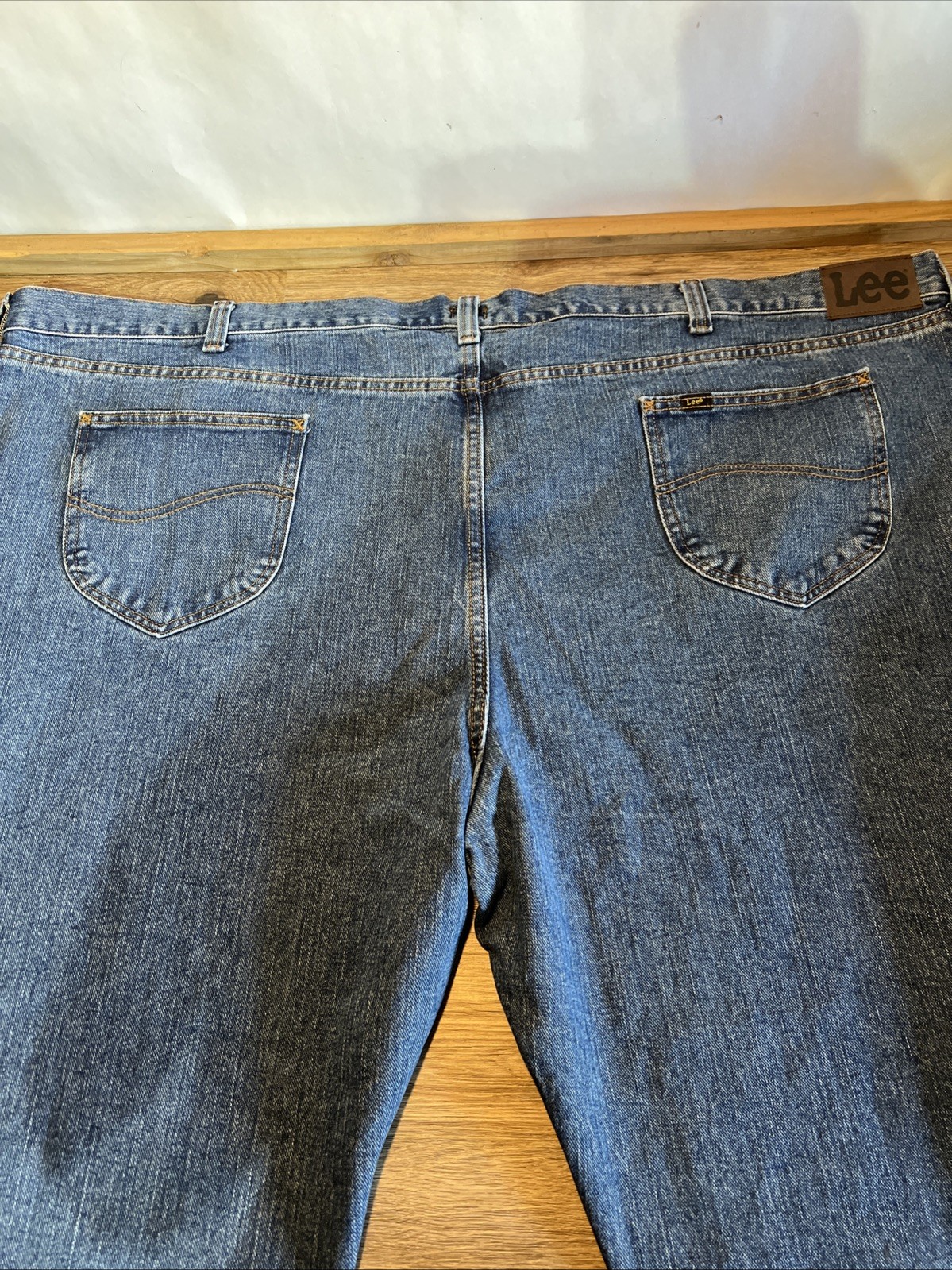 Lee Men’s Regular Straight Jeans Revolution 60 x 32 NWT