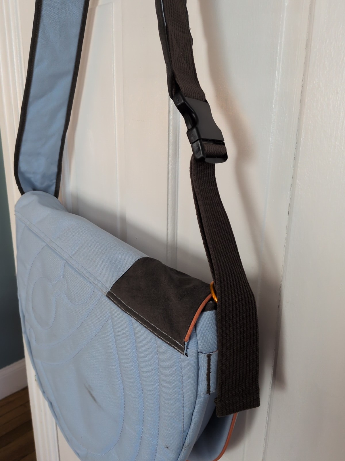Life Is Good Smile Sling Adjustable Strap Crossbody Messenger Shoulder bag Blue