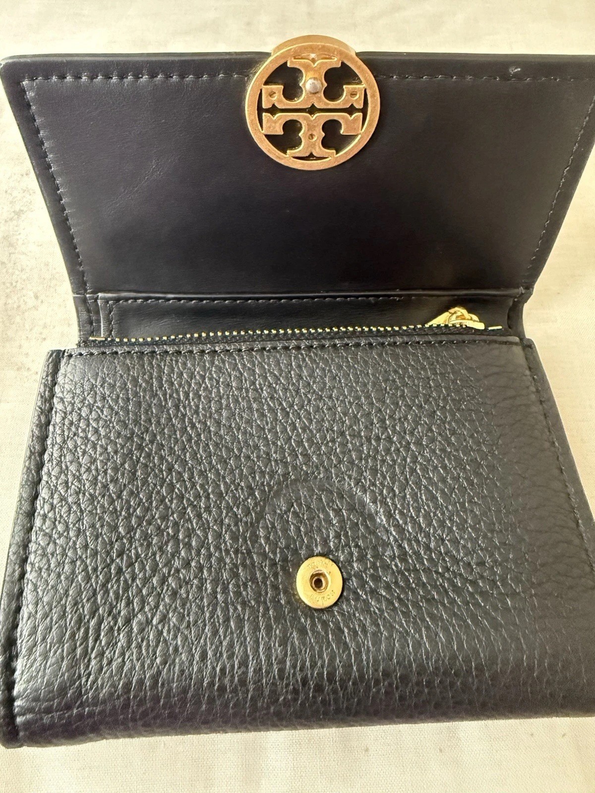 Tory Burch Miller Trifold Wallet Black Pebbled Leather Gold Hardware 79393