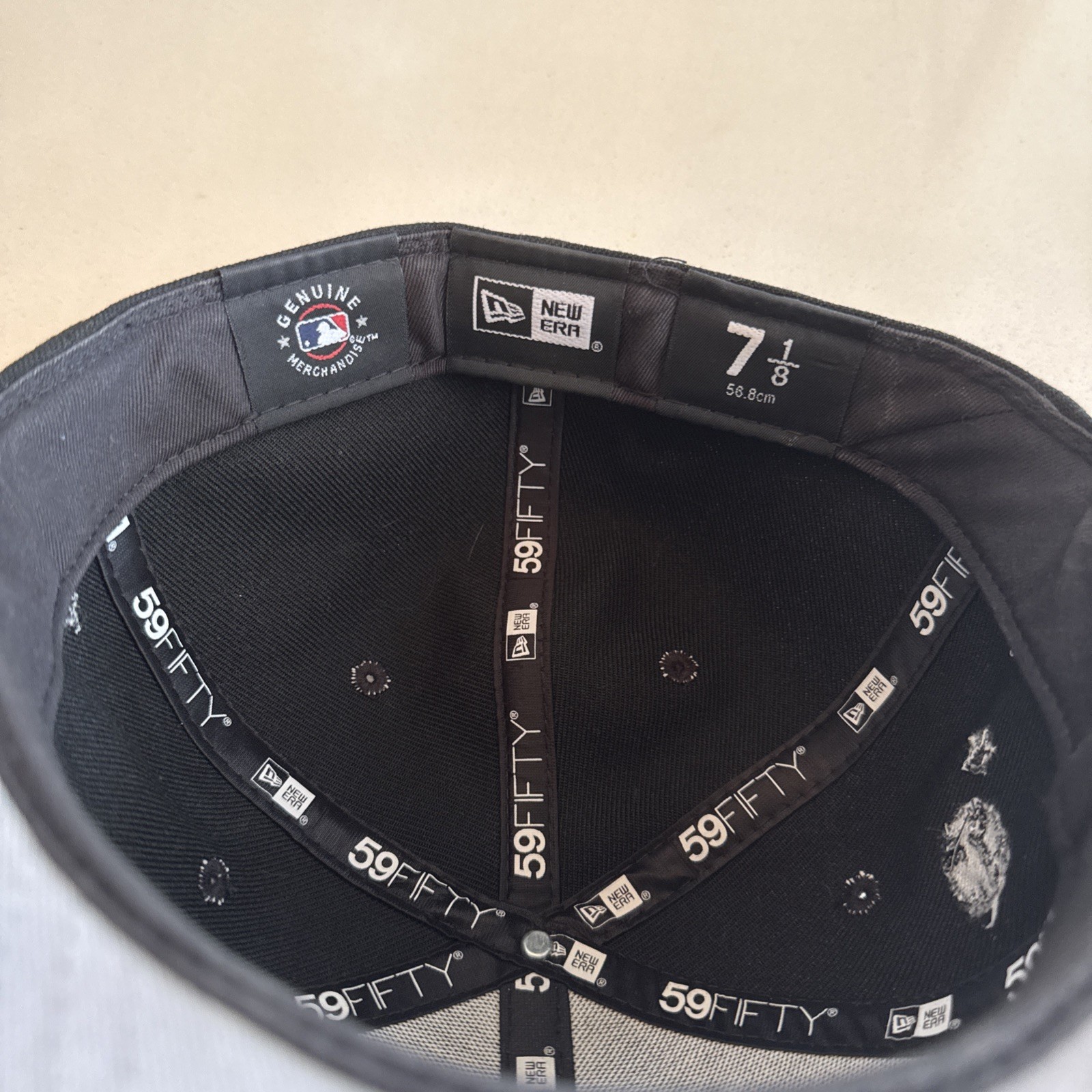 Black Seattle Mariners Fitted Hat Size 7 1/8