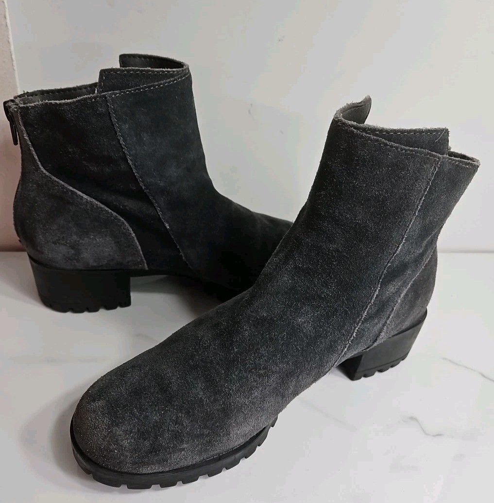 Dolce Vita Ash Gray Suede Leather Zipper Up Ankle Boots 7.5M