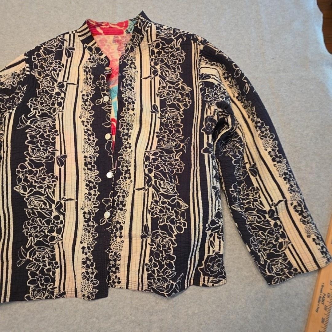 Floral Jacket Womens XL Multicolor Cotton Quilted Reversible Short Button Boho