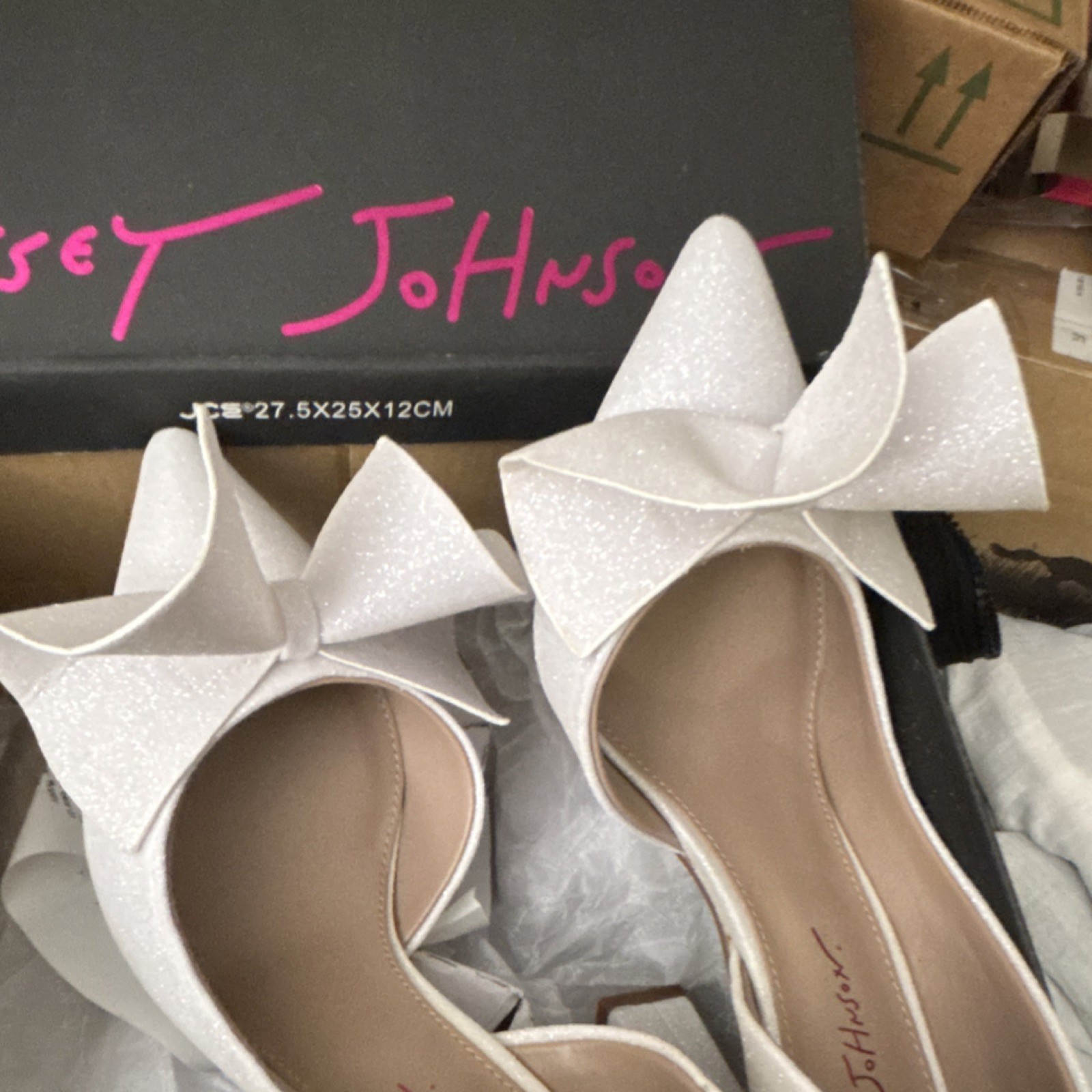 Betsey Johnson White Glitter Bow Bridal Pumps High Heel (3 in. and Up) Style