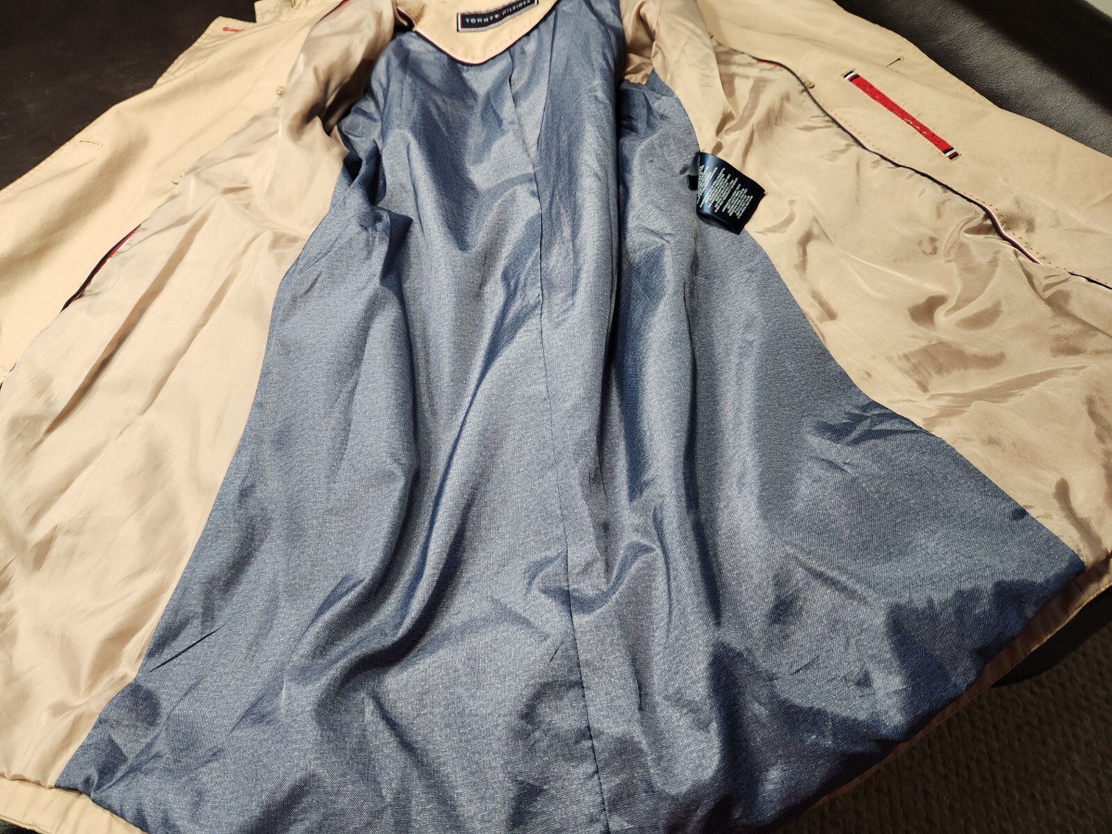 Tommy Hilfiger Double-Breasted Khaki Trench Coat Belt Hood Pockets Size Med EUC