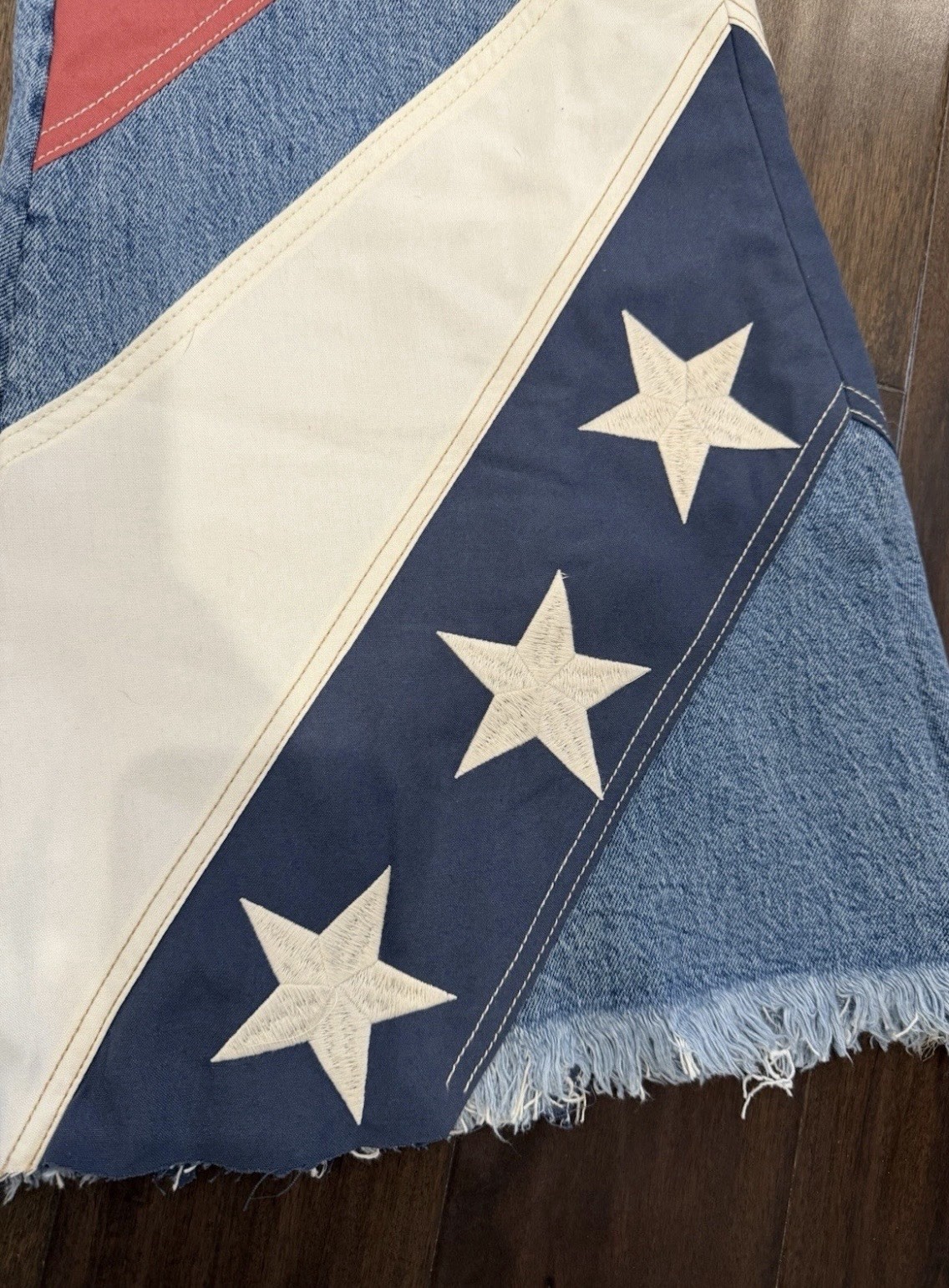 We The Free Betsy Flare Jeans Size 32 USA Flag Stars & Stripes