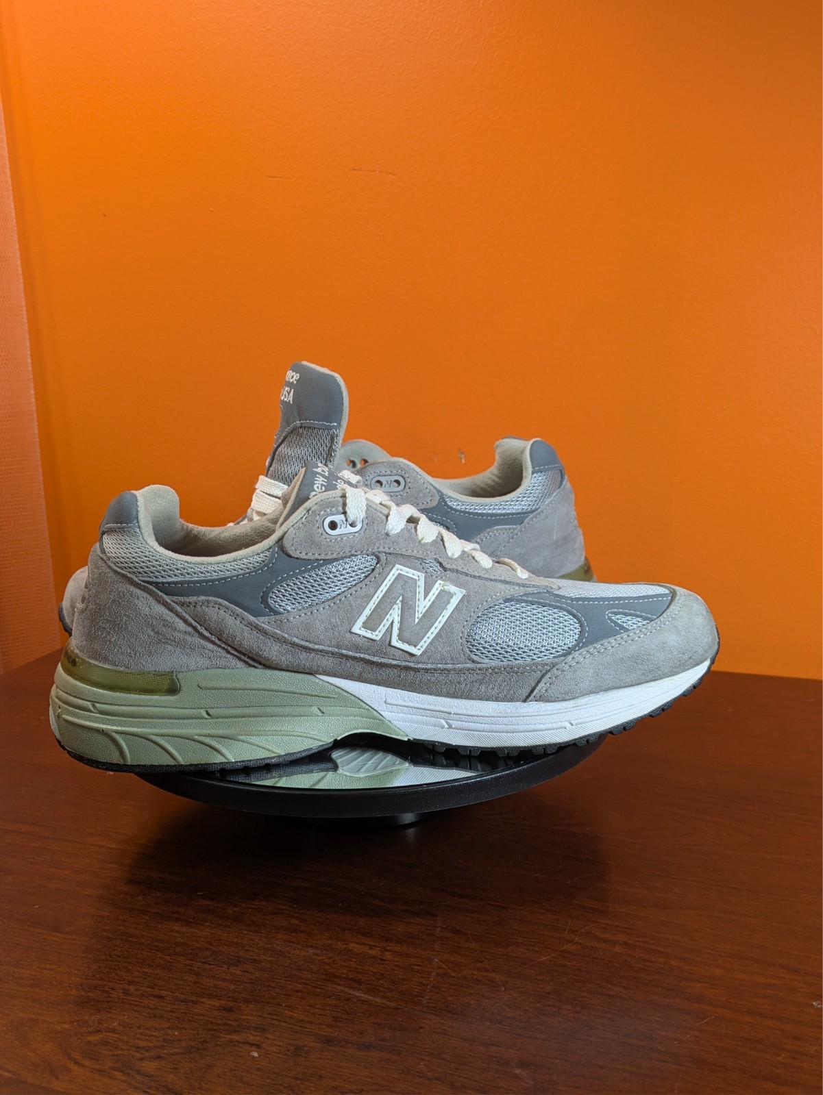 New Balance 993 MR993GL Heritage Gray Olive Made USA Men’s 8.5 D 2011
