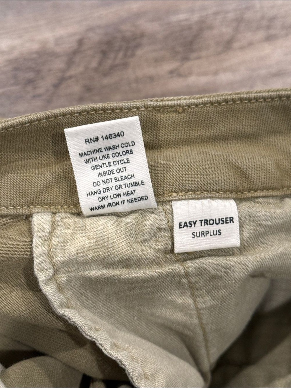 AMO Easy Trouser Pants in surplus green size 30