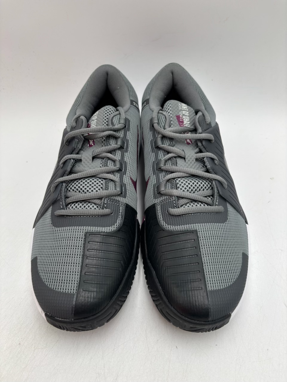 Nike ZOOM GP CHALLENGE 1 HC Men’s NEW Tennis Shoe Smoke Grey Multiple Sizes NIB