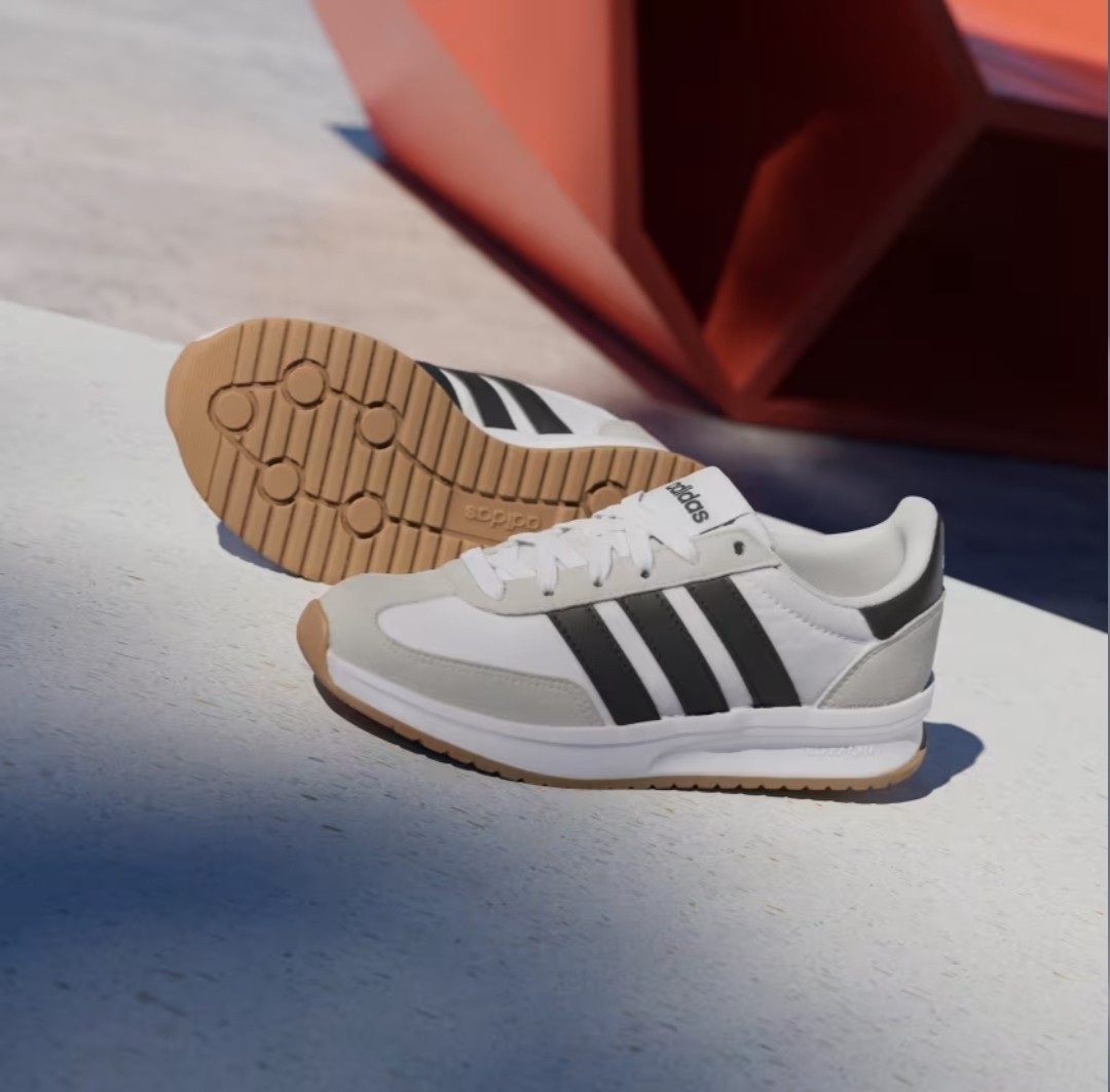 Adidas Run 70s 2.0 J White Black Youth Size 6 Fits Womens 7.5 Sneaker JI2266 New