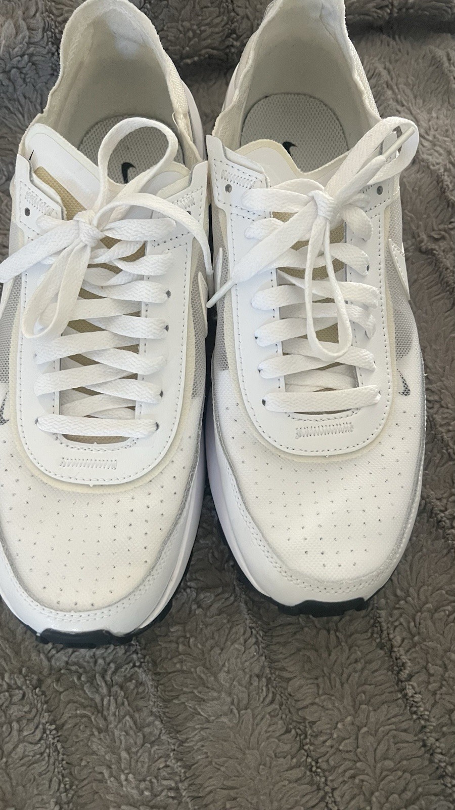 Nike NSW WFFL 1 White Leather Mesh Lace Up Low Top Athletic Sneakers