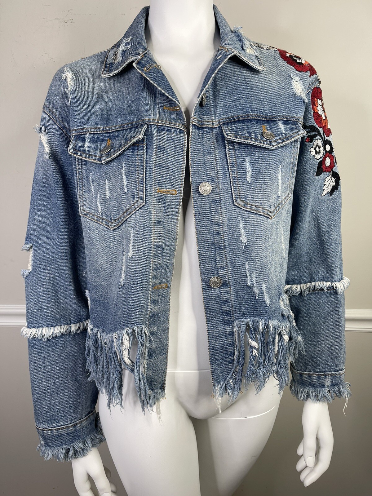 Hengshen M Embroidered Floral Denim Jeans Jacket Distressed Fringe Boho Chic
