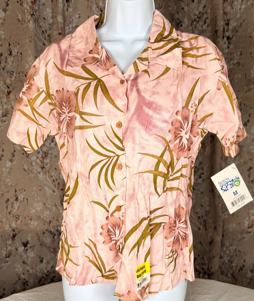 Pink Women’s Hawaiian Shirt New with Tags Medium Beach Ready