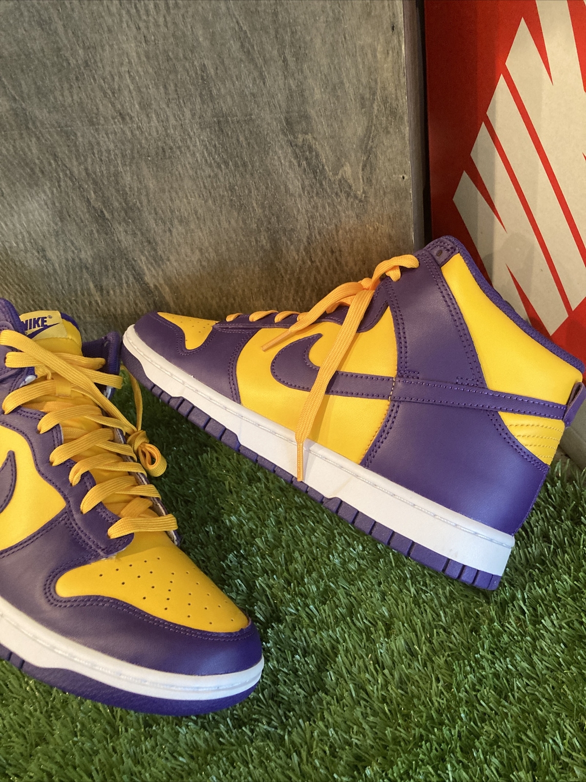 Nike Dunk High Lakers: DD1399-500 Size 10