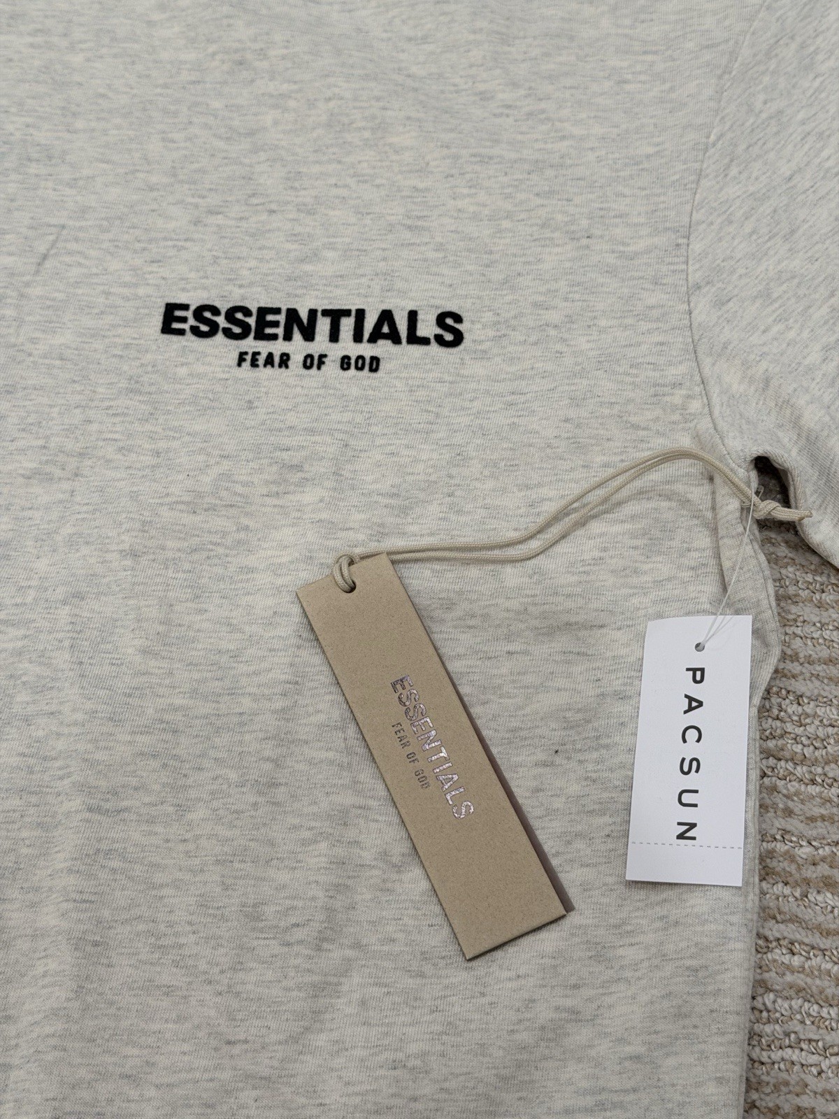 ESSENTIALS Fear of God Men’s Gray Logo Crew Neck Short Sleeve T-Shirt Size M