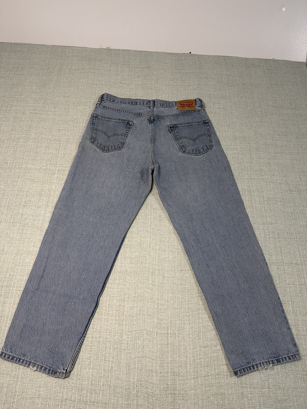 Levi’s 550 Relaxed Fit Medium Blue 100% Cotton Denim Jeans Men’s 36X30