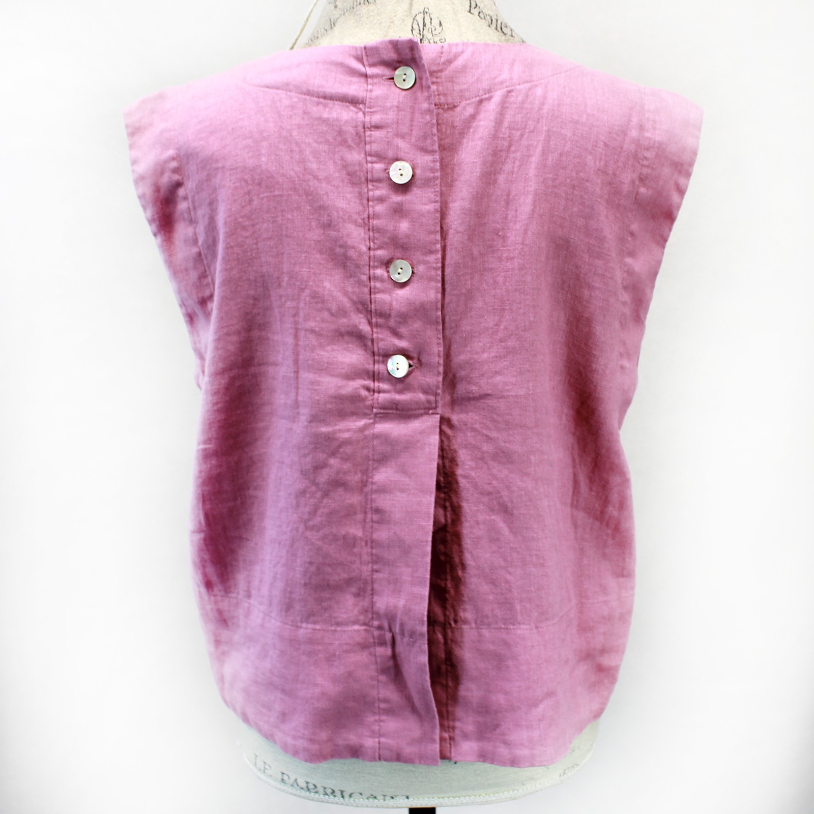 Madewell Plus Pink Bateau-Neck Tank in 100% Linen Button-down Back 3X