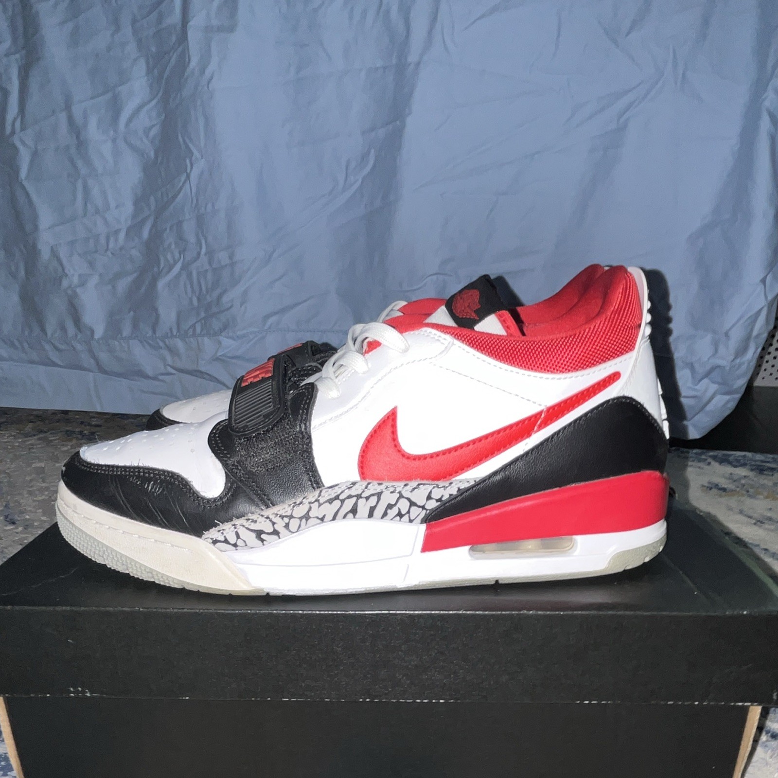 Jordan Air Jordan Legacy 312 Low Unisex Kids US 9 Leather White/Red/Black