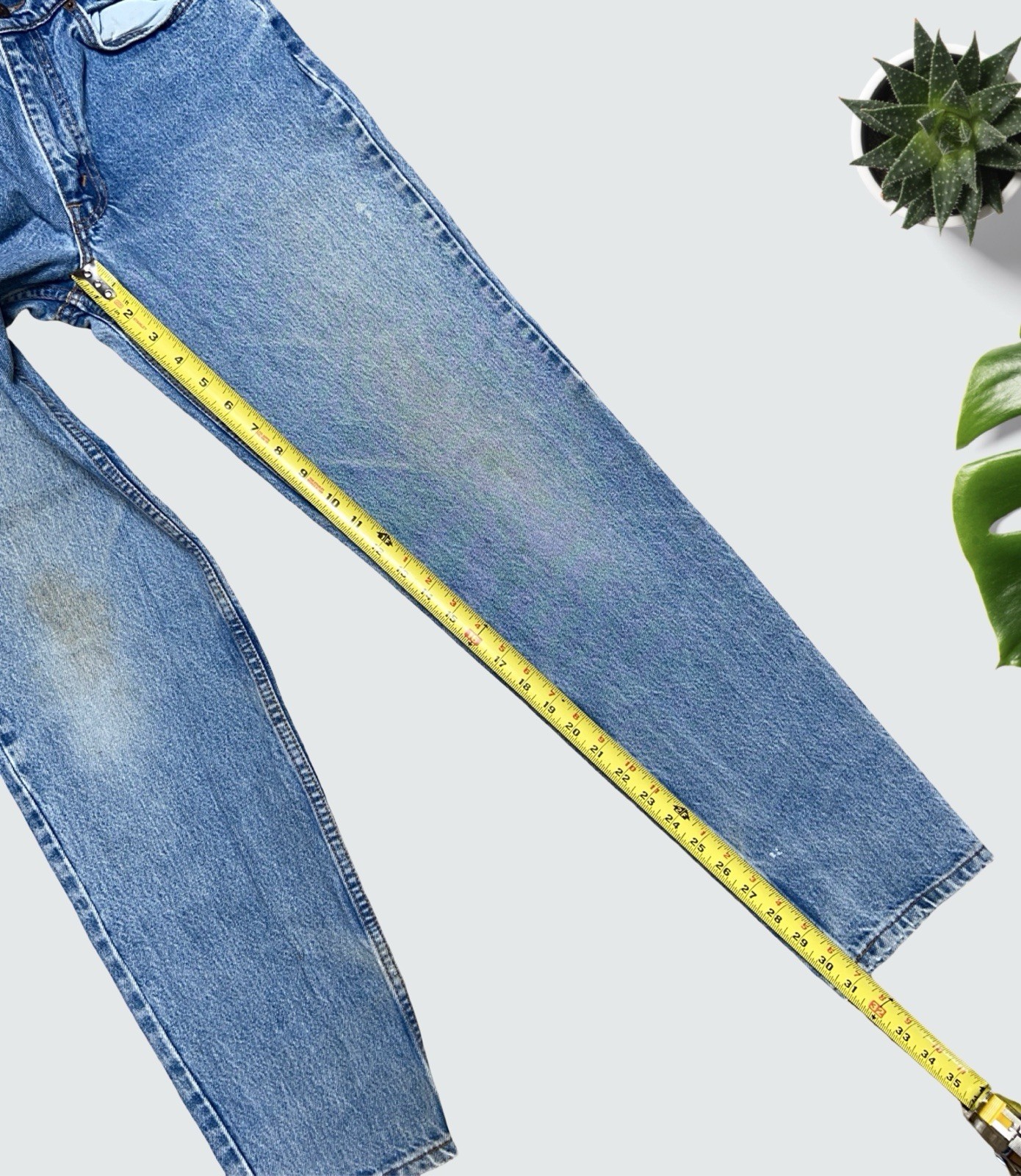 Vintage Levi’s 550 Orange Tab Student Fit Jeans 28×32 Made in Brazil