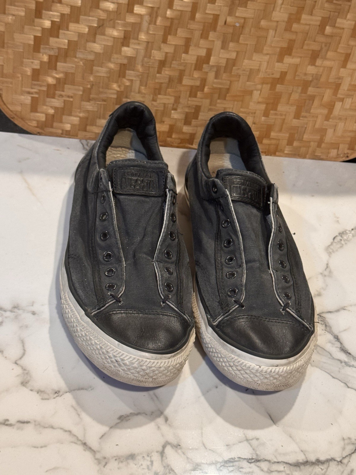 Converse x John Varvatos Laceless Low-top Vintage Slip 147346C Men’s Size 9.5