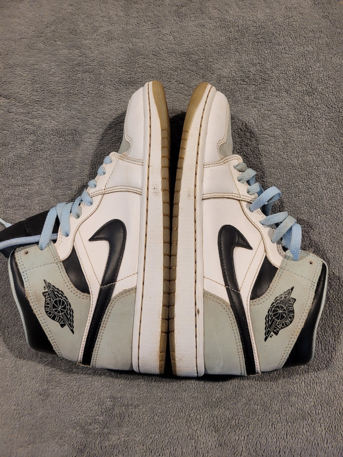 Nike Air Jordan 1 Mid SE Ice Blue White Black Sneakers Shoes Men’s Size 8.5