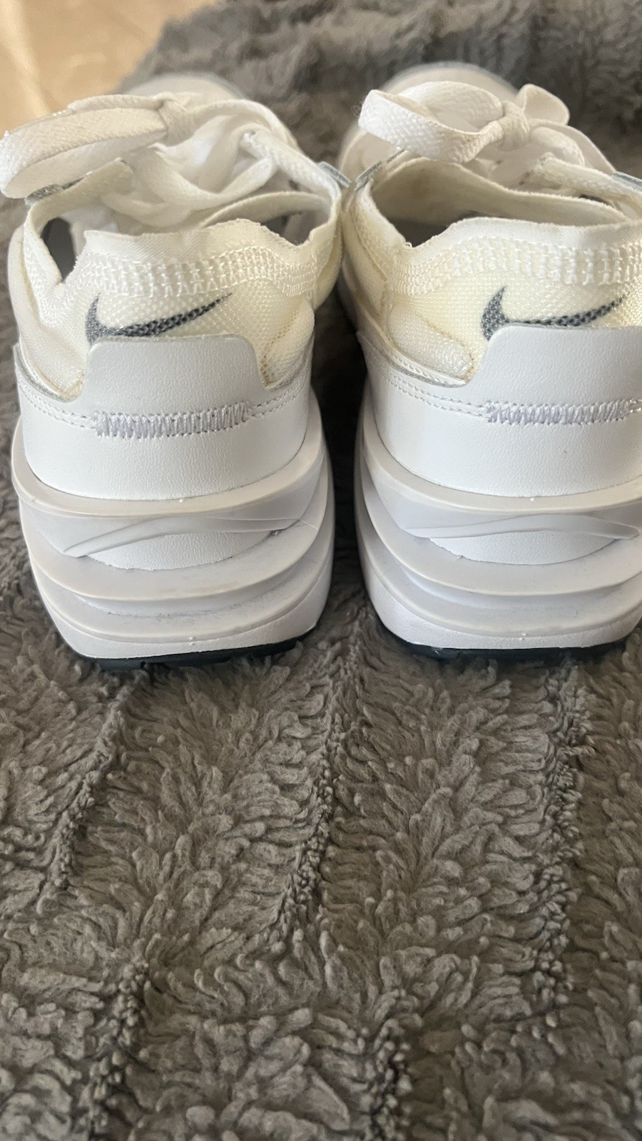 Nike NSW WFFL 1 White Leather Mesh Lace Up Low Top Athletic Sneakers