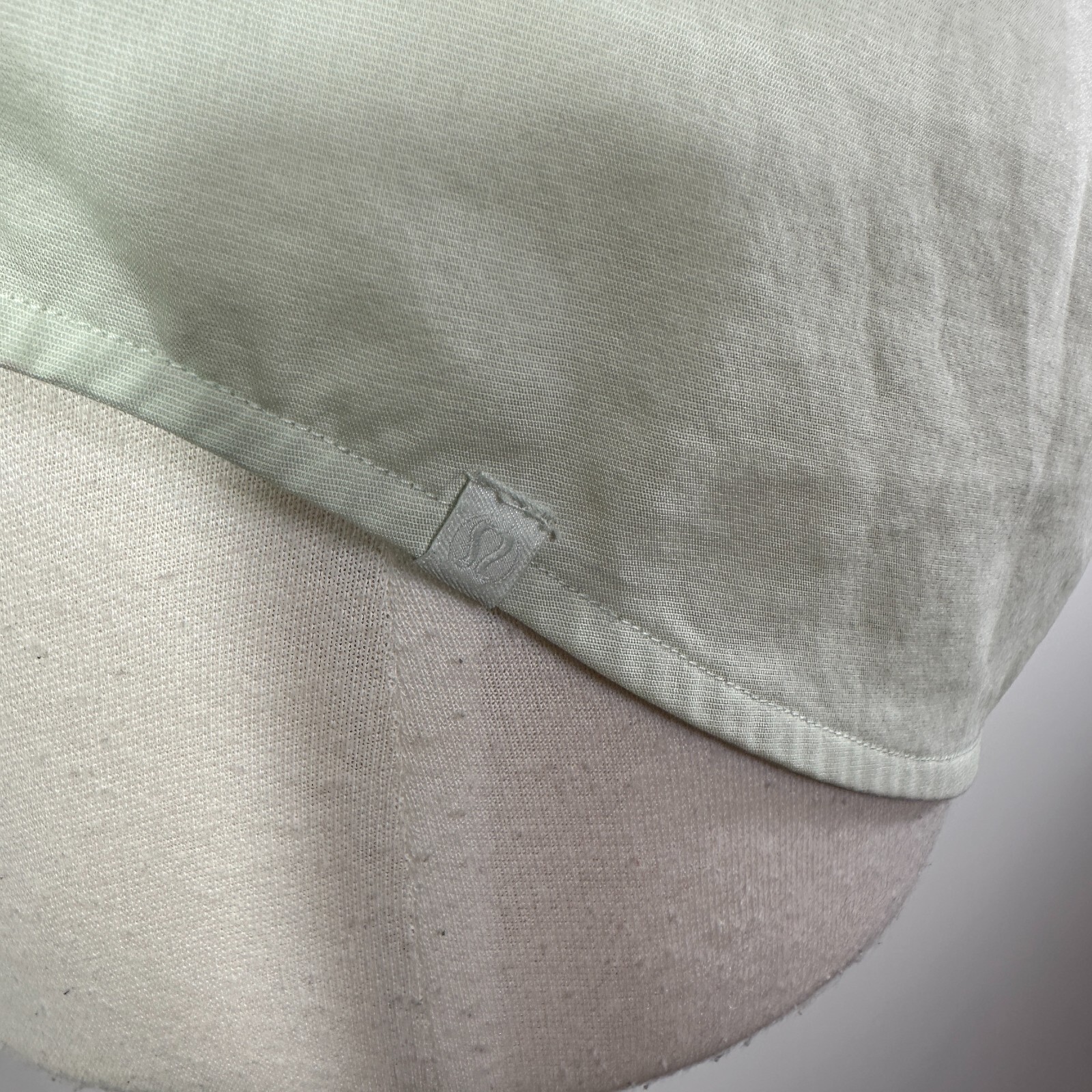 Lululemon Full Day Ahead Shirt Light Green Cotton Blend Button Front Women’s 8