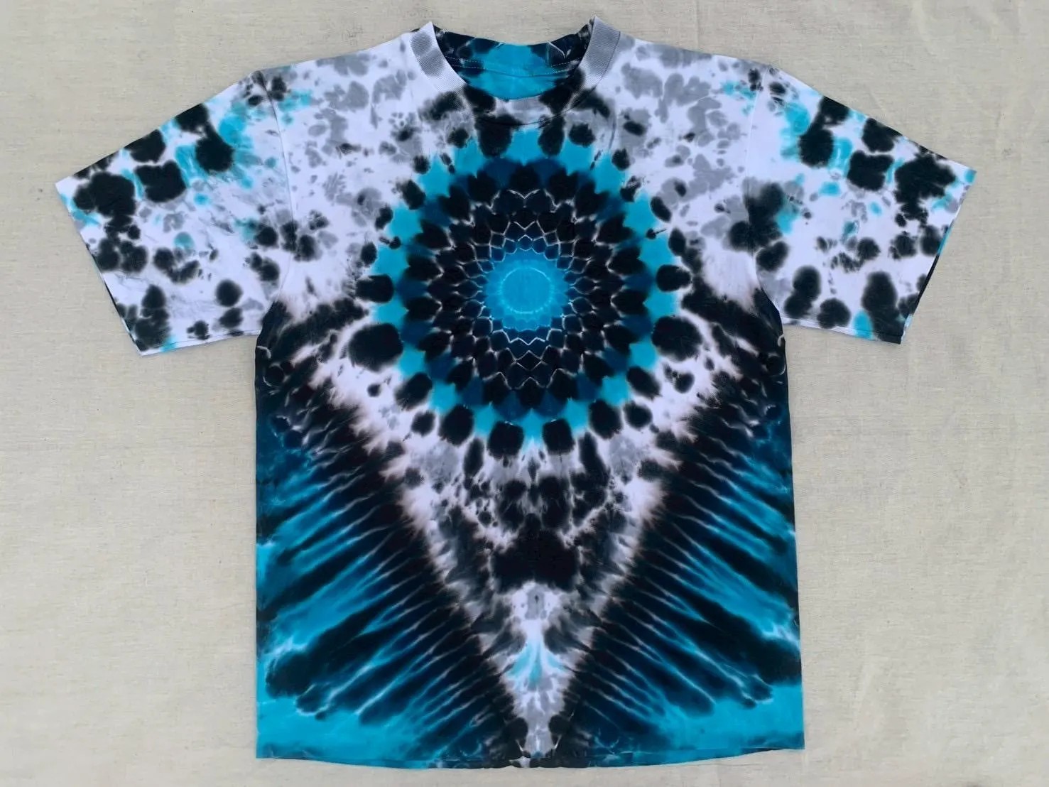 Psychedelic Festival Wear | Blue & Black Mandala Heavyweight Cotton T-Shirt
