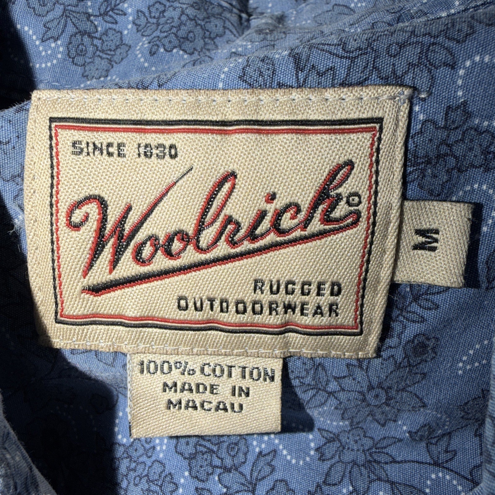 Woolrich Women’s M Short sleeve button up 100% Cotton, Sky pattern see pics