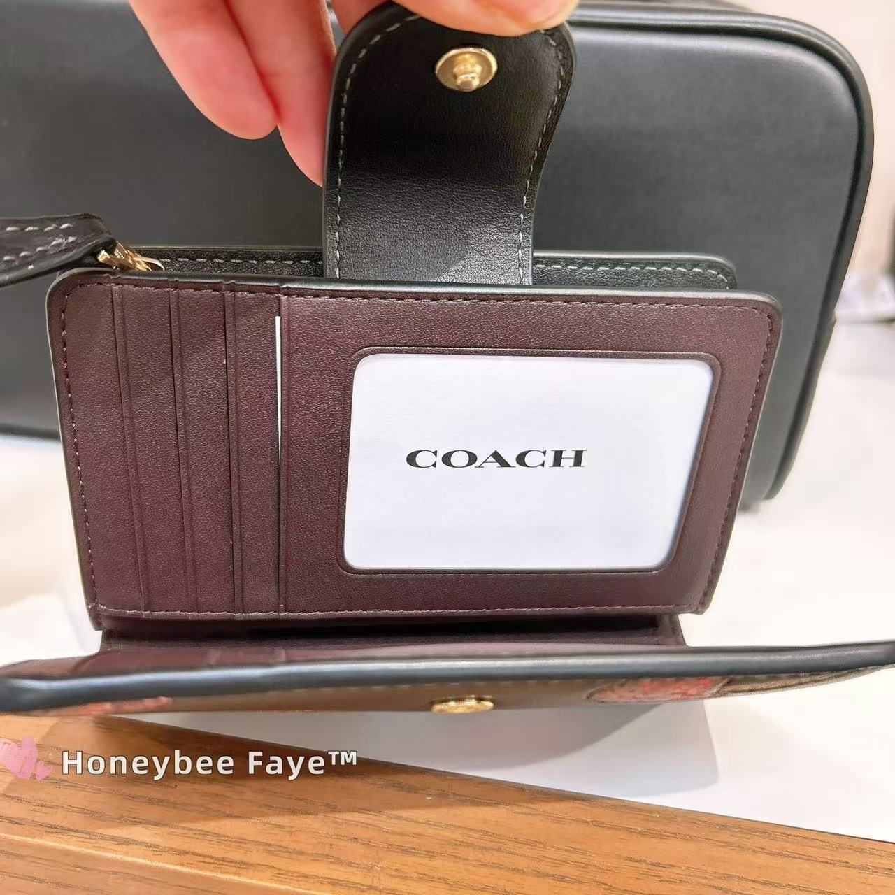 NWT Coach Medium Corner Zip Wallet With Strawberry/Lemon/Orange Print