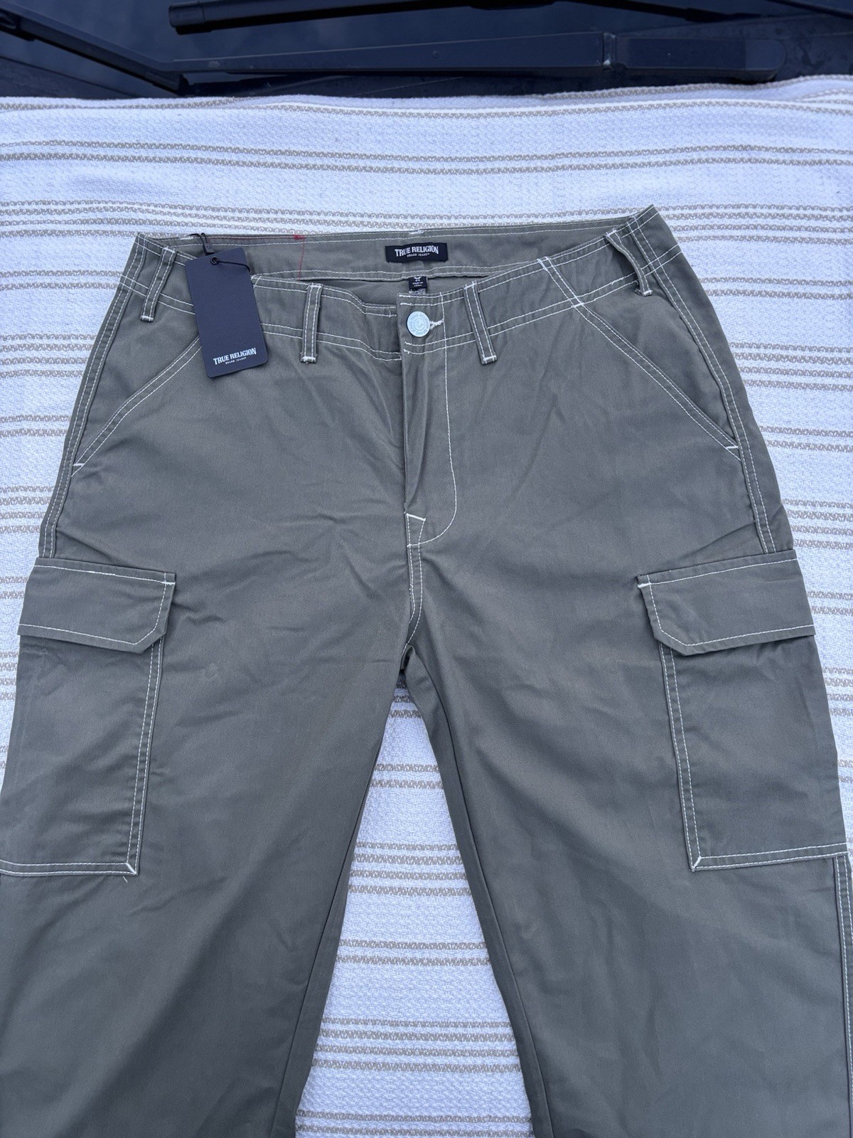 True Religion Men’s Cargo Pants Size 30×32 Kalamata Green Retail $169 NEW