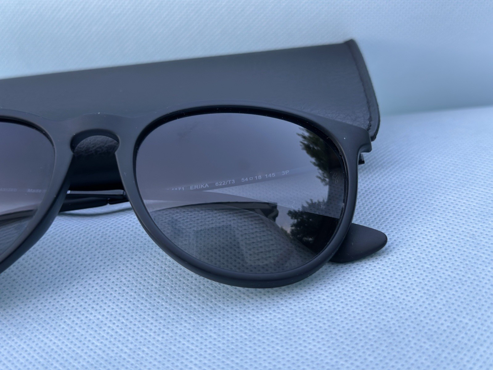 Ray-Ban RB4171 ERIKA Rubber Black Sunglasses 54mm 18mm 145mm – 622/T3