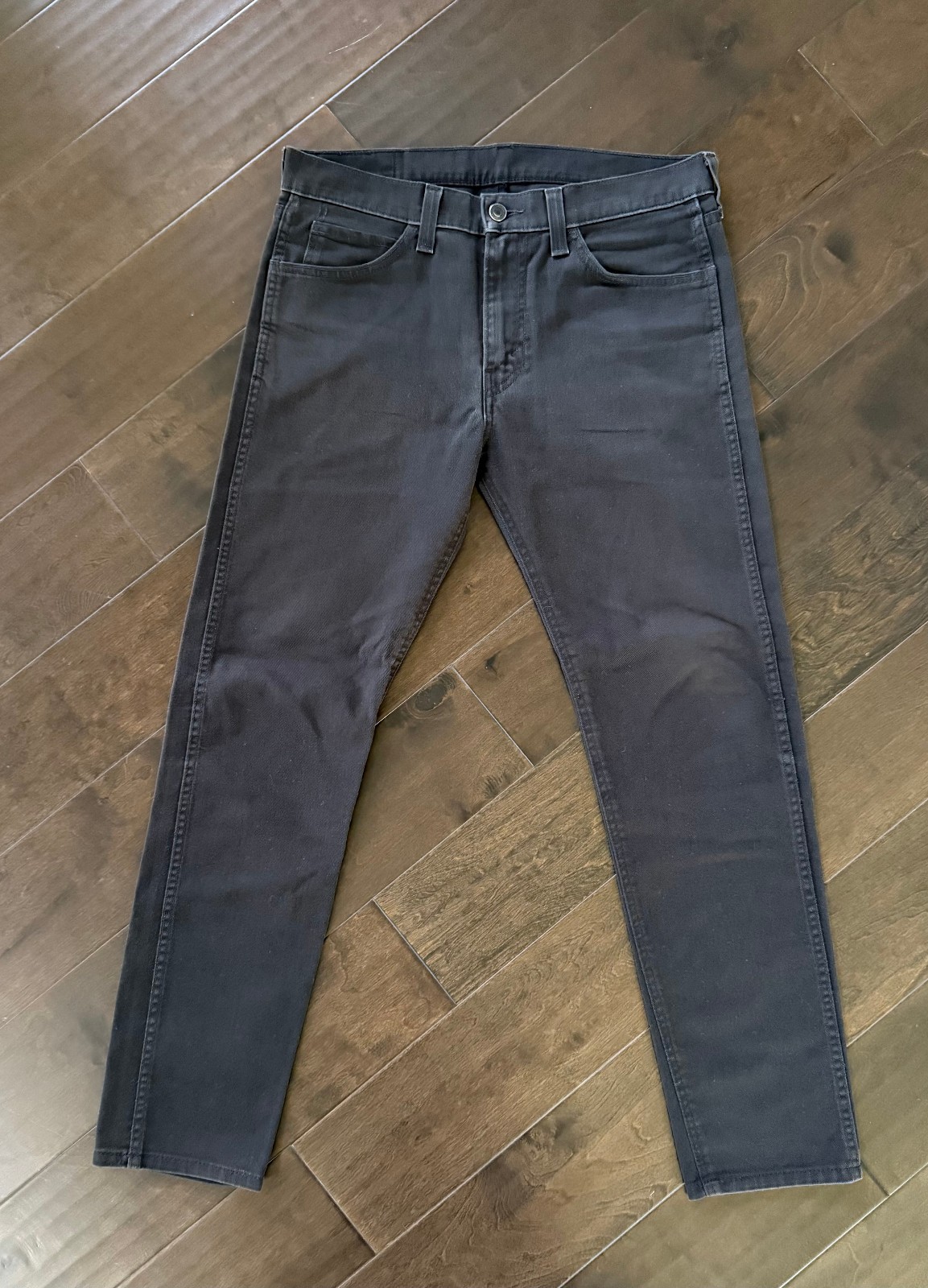 Levi’s 512 – Slim Taper Men’s Jeans – Black – 31″ X 32″