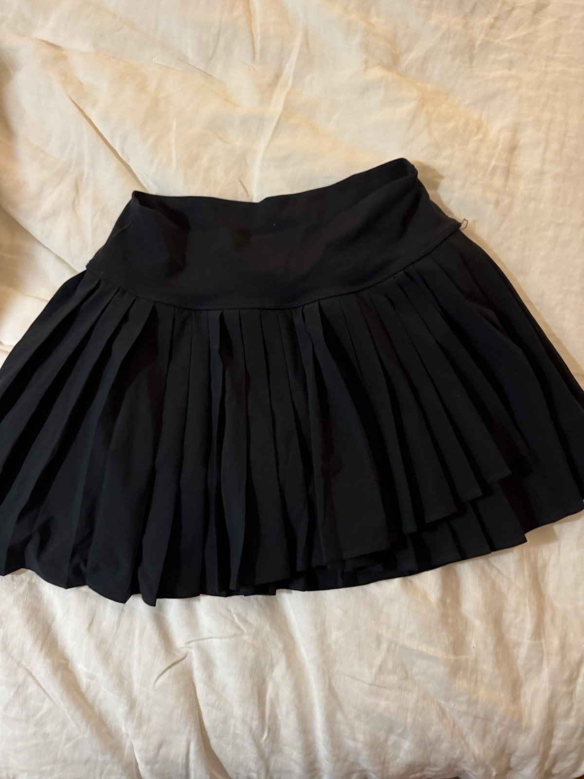 OFFLINE by Aerie Women’s Black Pleated Tennis Skirt M Pull-On Elastic Stretch