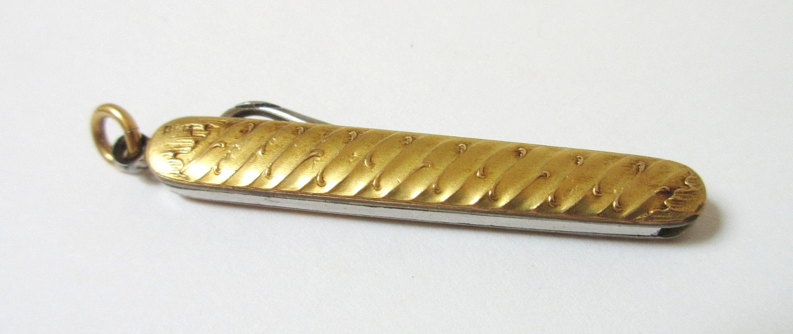 Antique Glove Button Hook 10k Gold Ribbed Design with Scrolls