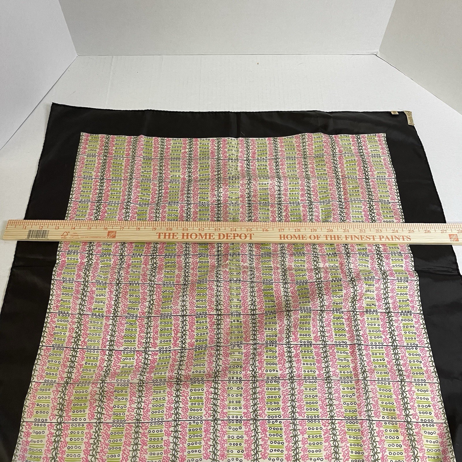 Vintage Lady Heritage Made In Japan 100% Polyester Hair Shaw Large Handkerchief