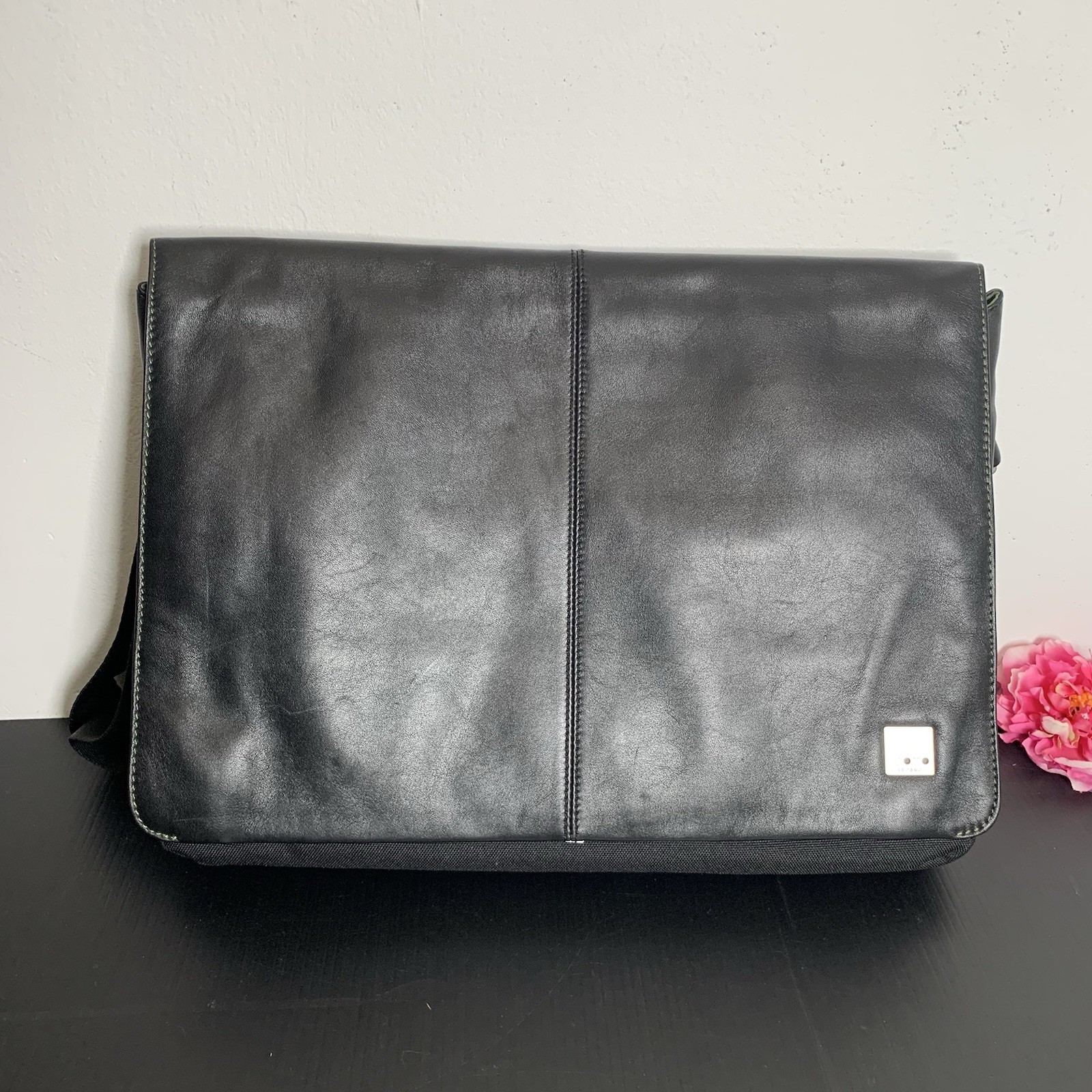Knomo London – Black Laptop Business Messenger Bag