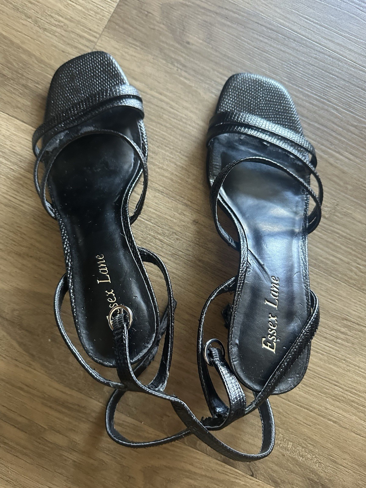 NIB Essex Lane Madalie Black Two Toned Lizard Strappy Slingback Size 7.5 Heels