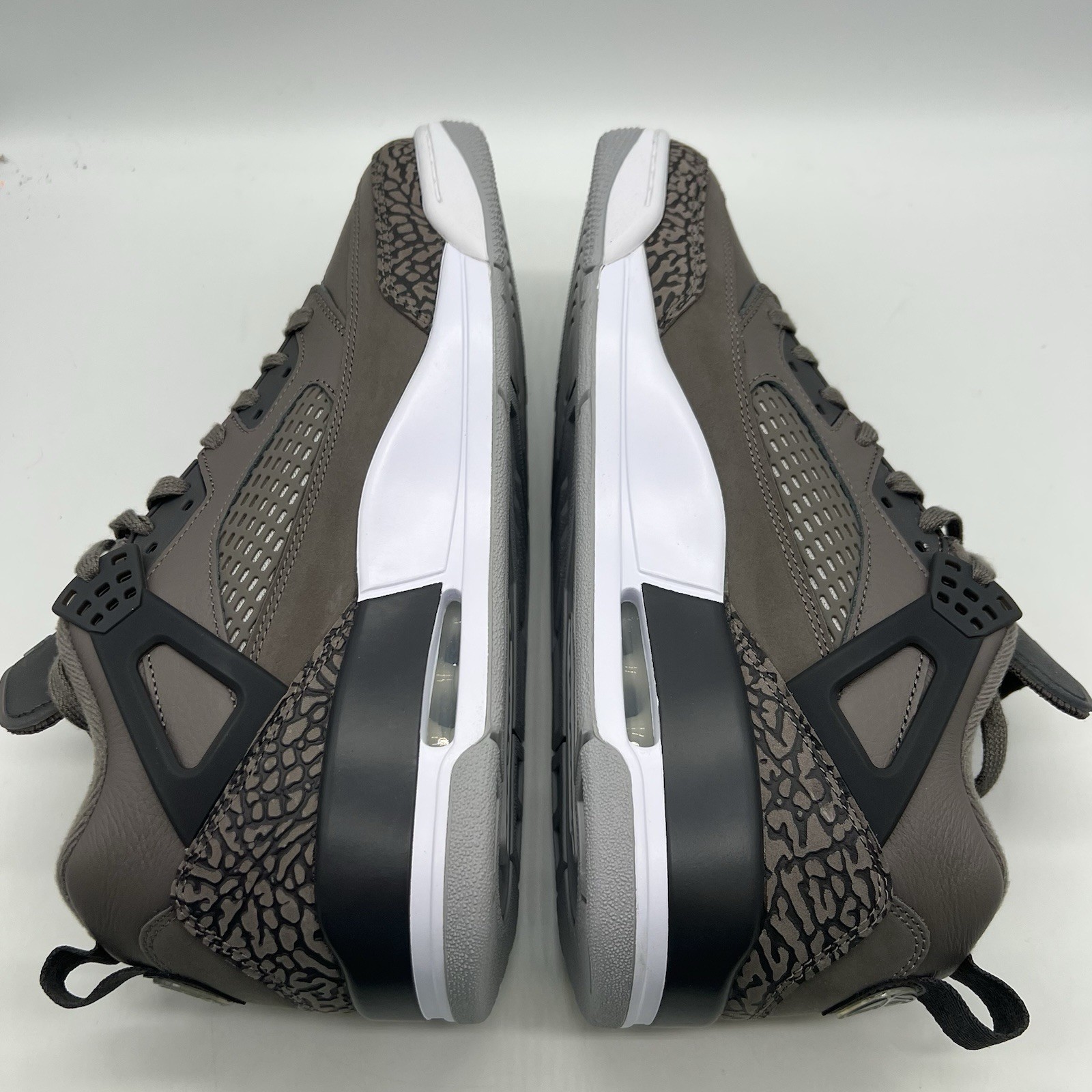 Air Jordan Spizike Low ‘Cave Stone’ Gray Sneakers Size 12 NEW FQ1759-201