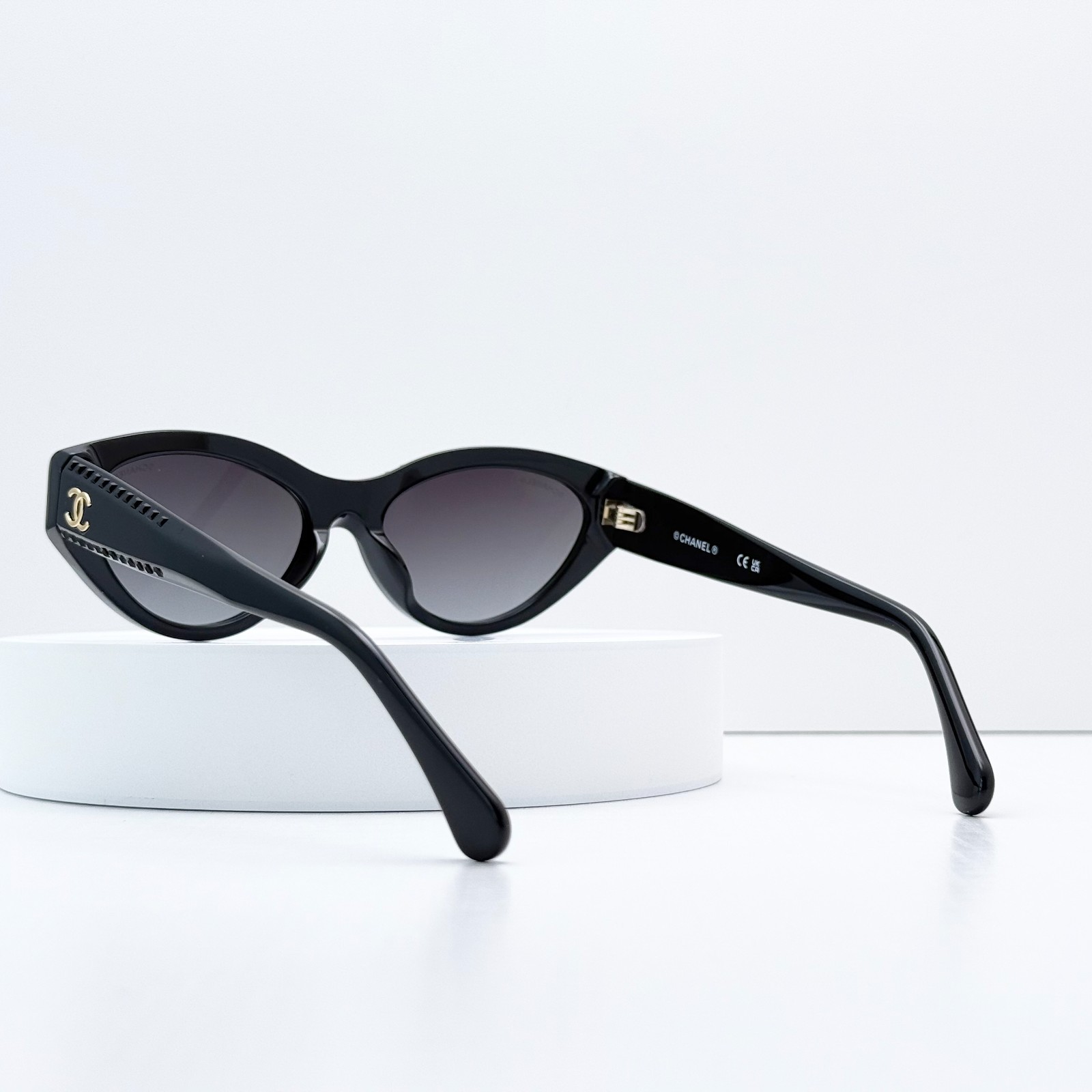 Chanel CH71670A Cat Eye Sunglasses Black Gray Lens Gold CC Logo Women Italy