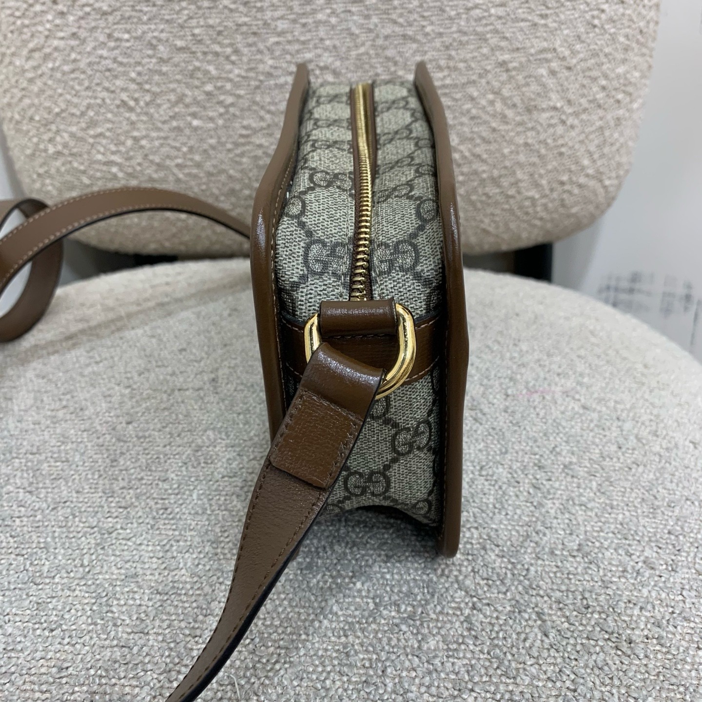 Gucci GG Supreme 22cm Beige Brown Canvas Crossbody Camera Bag Duty Paid