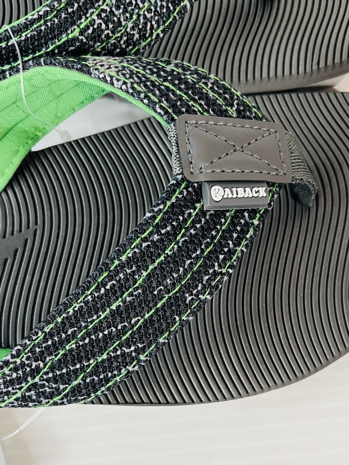 Kaiback Wave Sport Men’s Flip Flop Sandals with Tough Tread Size 8 Green NWT