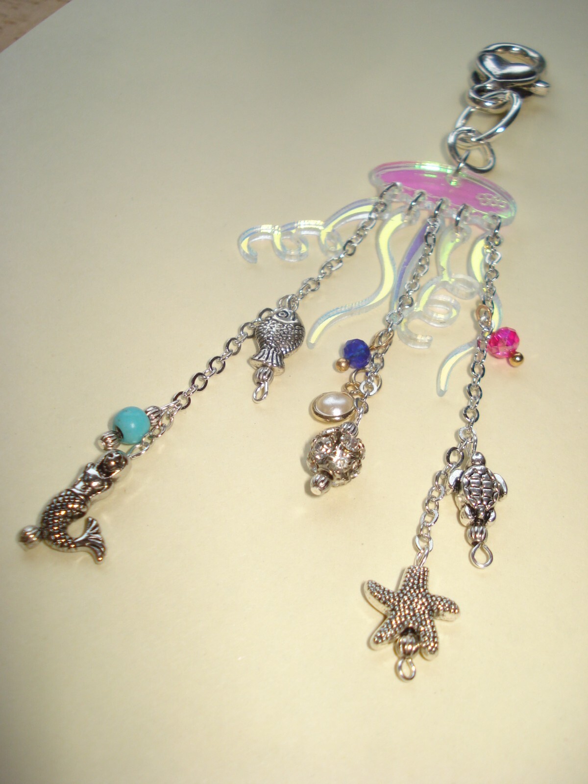 4 3/4″ Drop Plexie Jellyfish Oceanlife Purse Beach Bag Silver Heart Clasp Bling