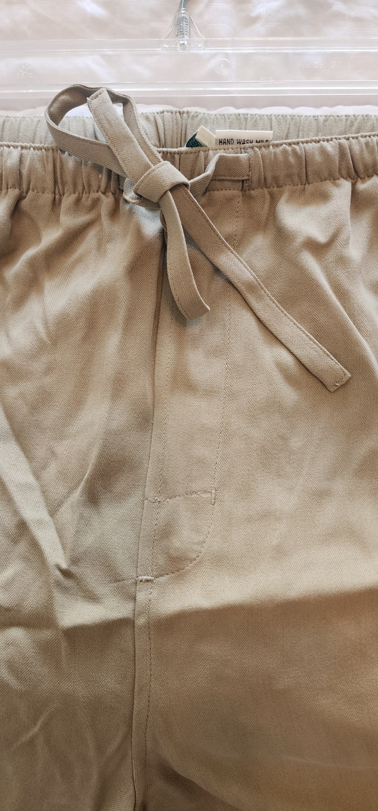 NWT Pineapple Moon 100% silk shorts sz S olive green pockets split side bottom