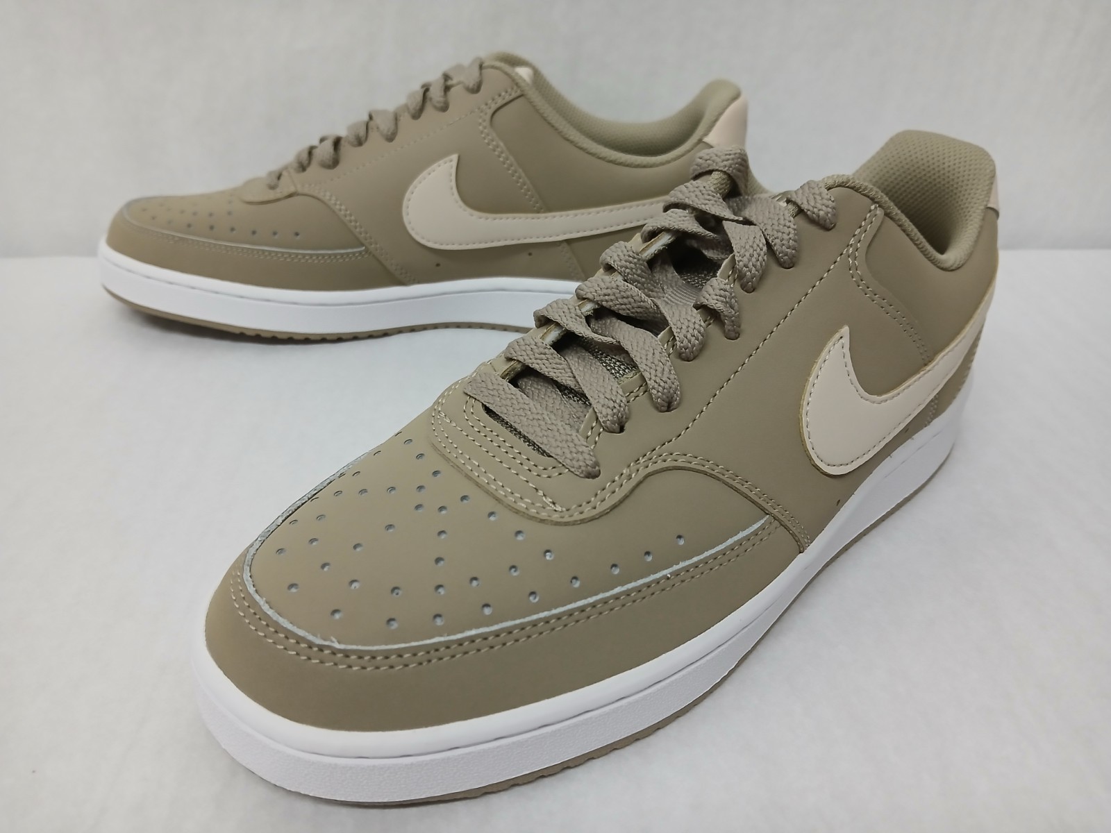 Nike Men’s Court Vision Low Casual Shoes HM6193-247 Khaki Saddrift White Sz 8.5