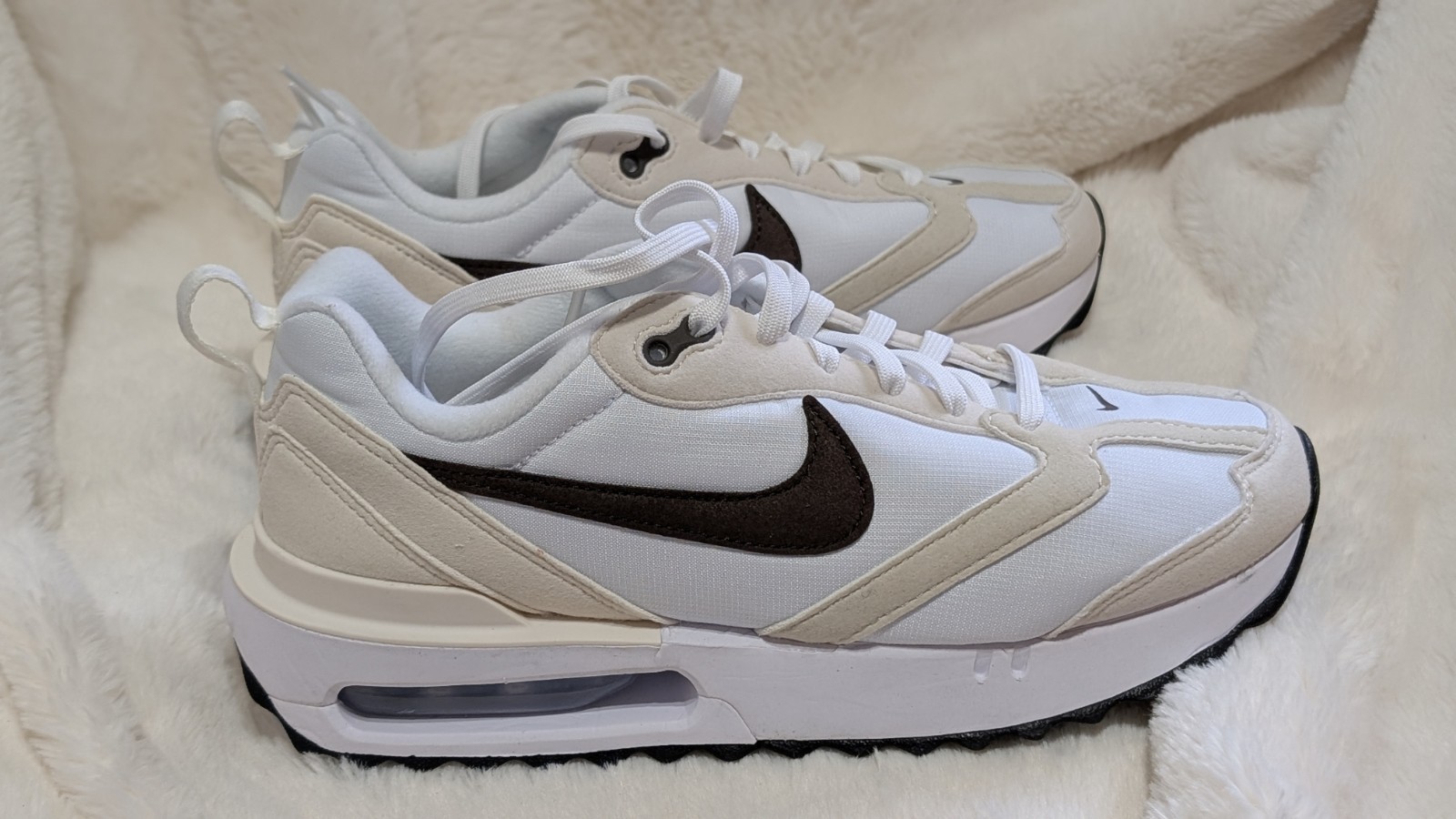 Nike Air Max Dawn White/Baroque Brown Phantom Women’s Size 7 DC4068 Brand New
