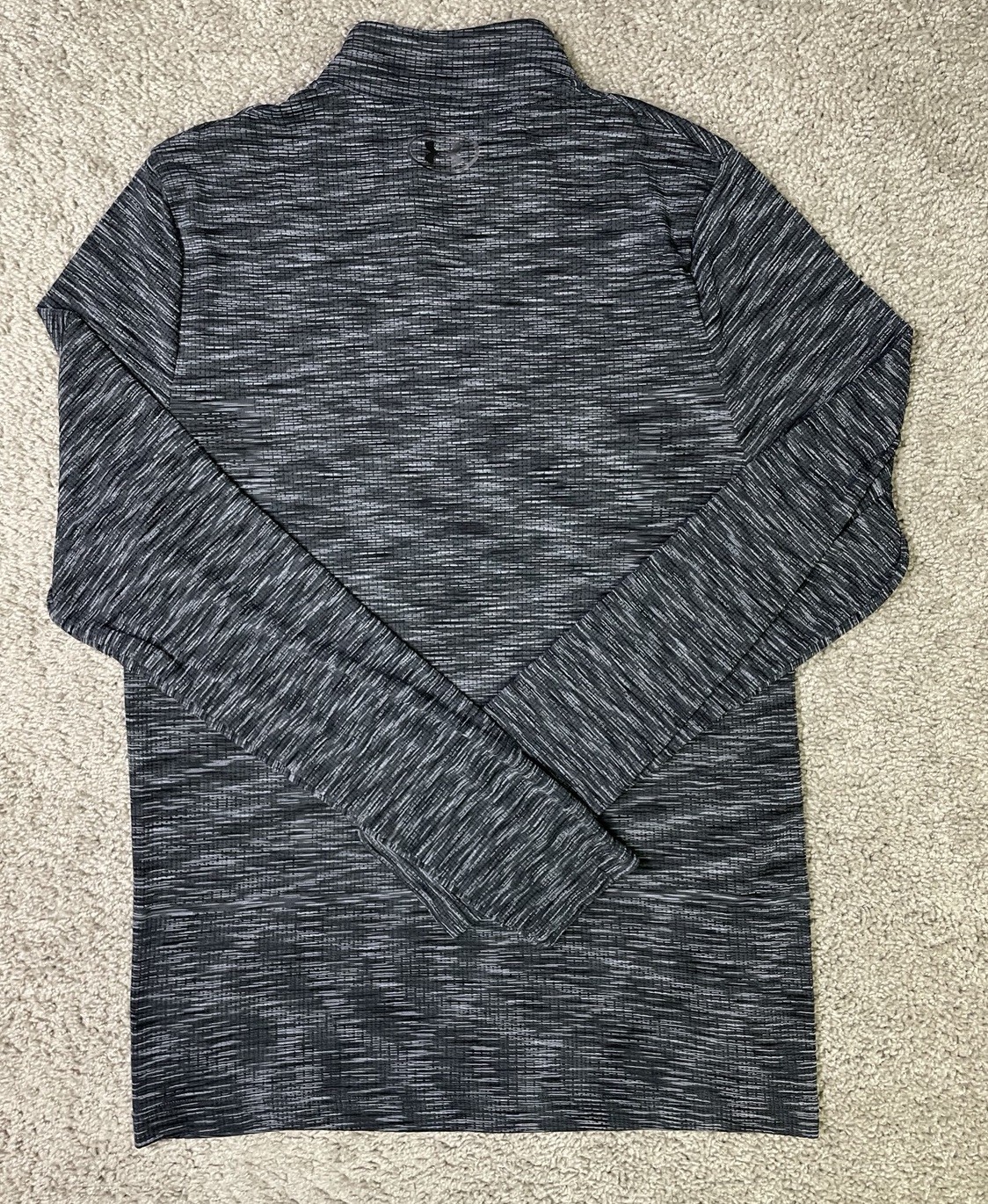 Under Armour Men’s Seamless 1/2 Zip Pullover Lightweight Black 1359875 Medium