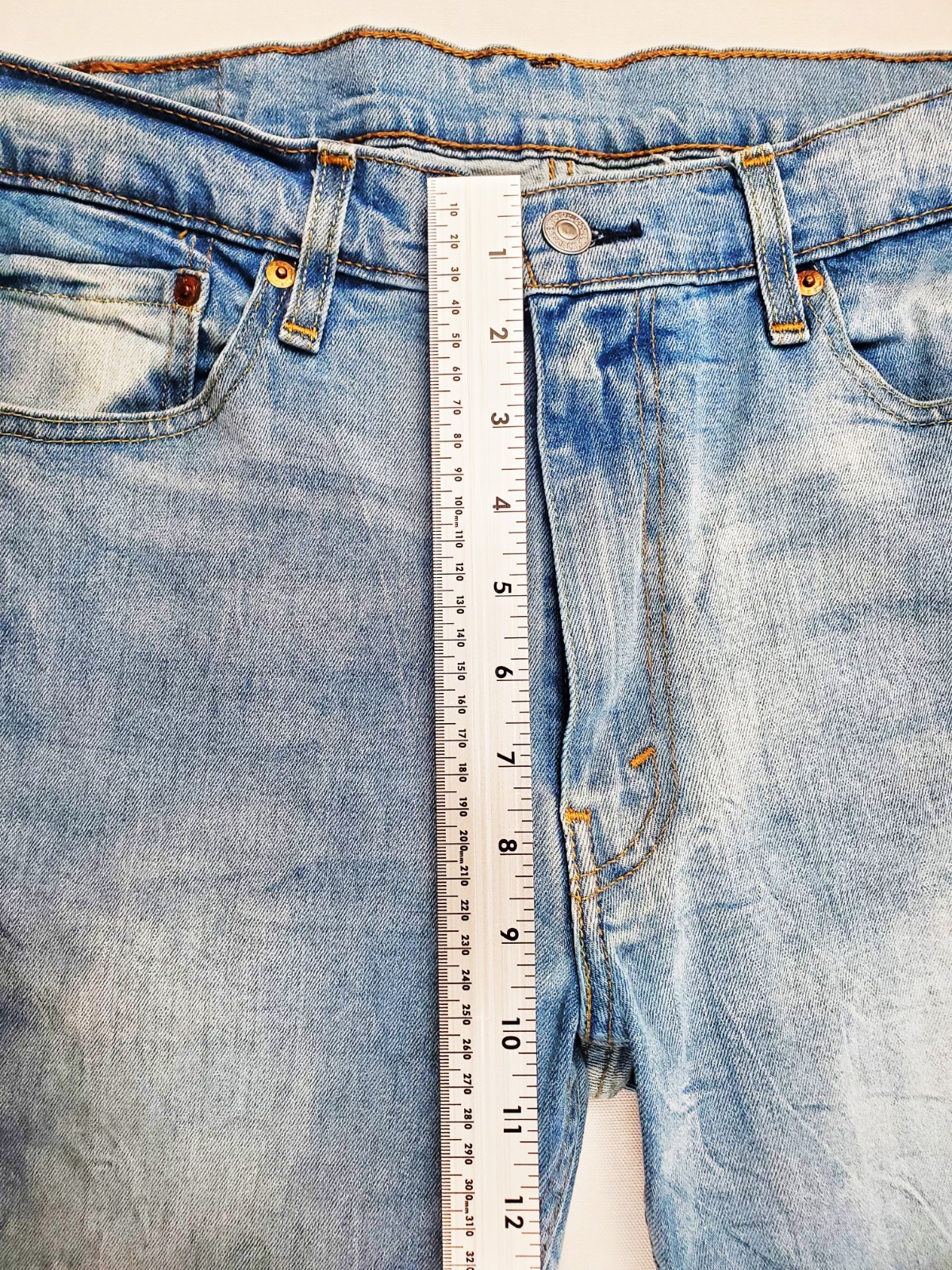 Levi’s 514 Blue Jeans, Zipper with Button Closure, Men’s 36×32