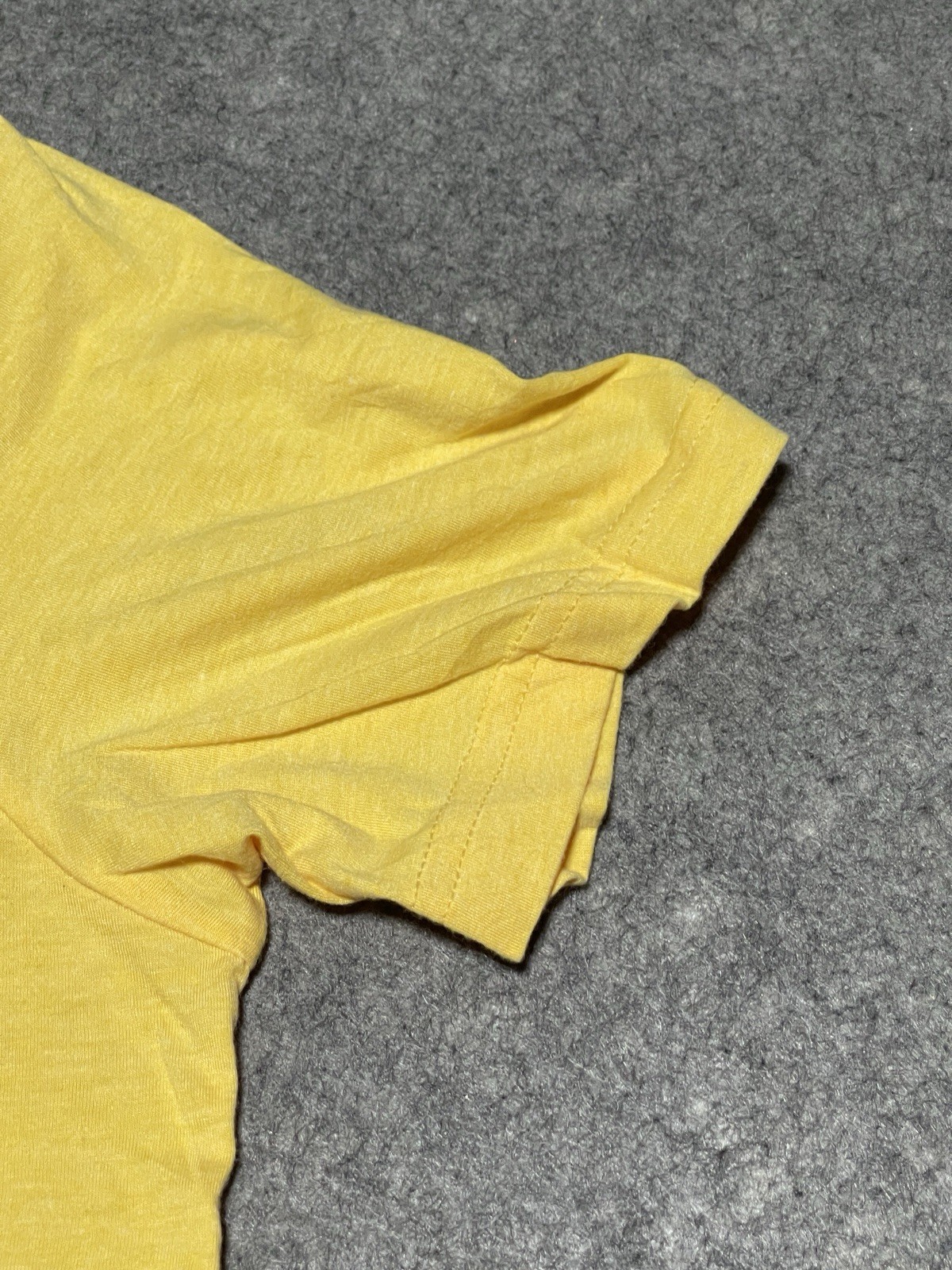 Hodgetown Home ofthe Amarillo Sod Poodles Yellow Shirt Large 108 stitches MiLB