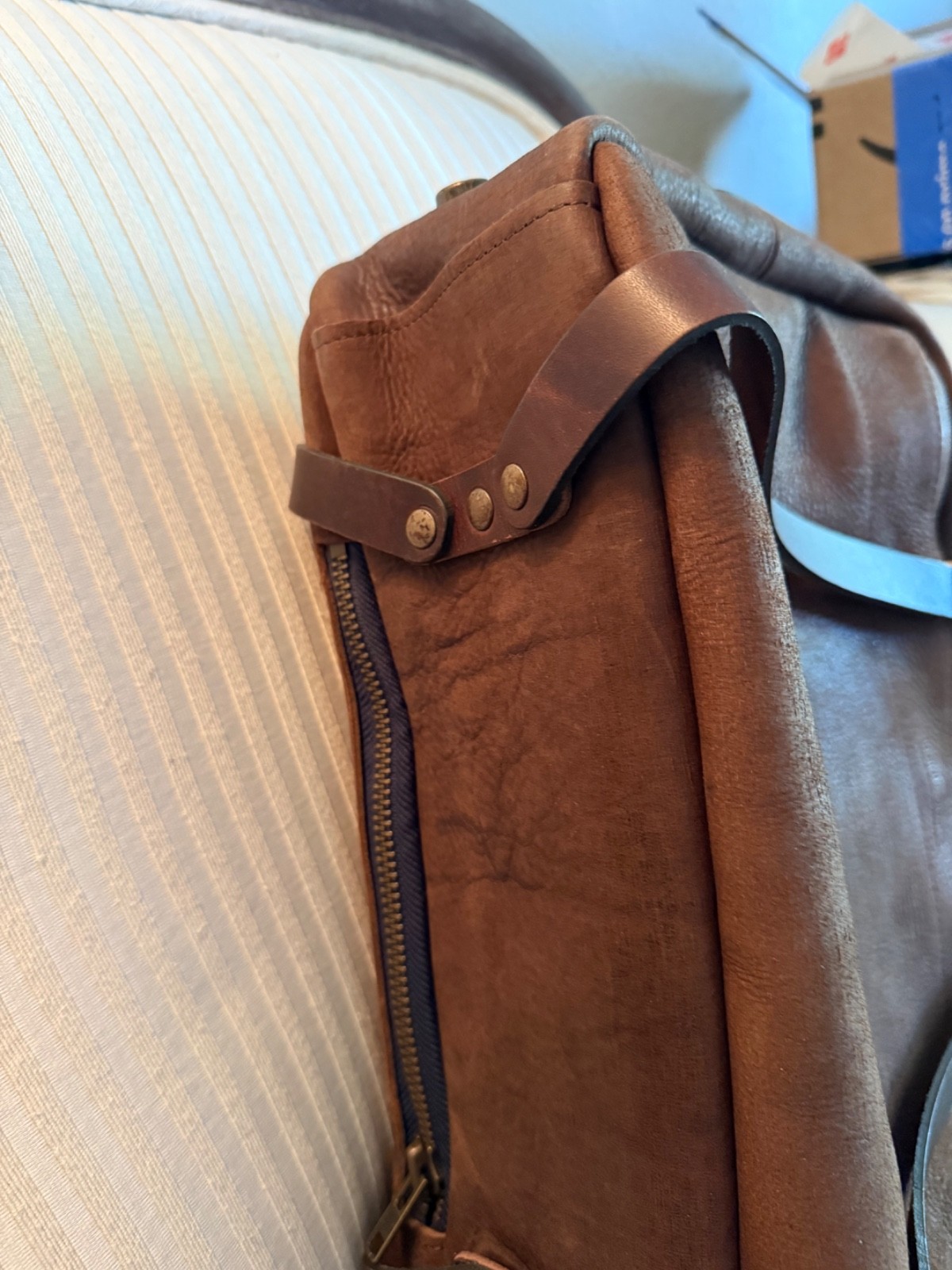 BLEU DE CHAUFFE NEW REPORT BUSINESS BAG COFFEE / WAXED STONEWASHED LEATHER