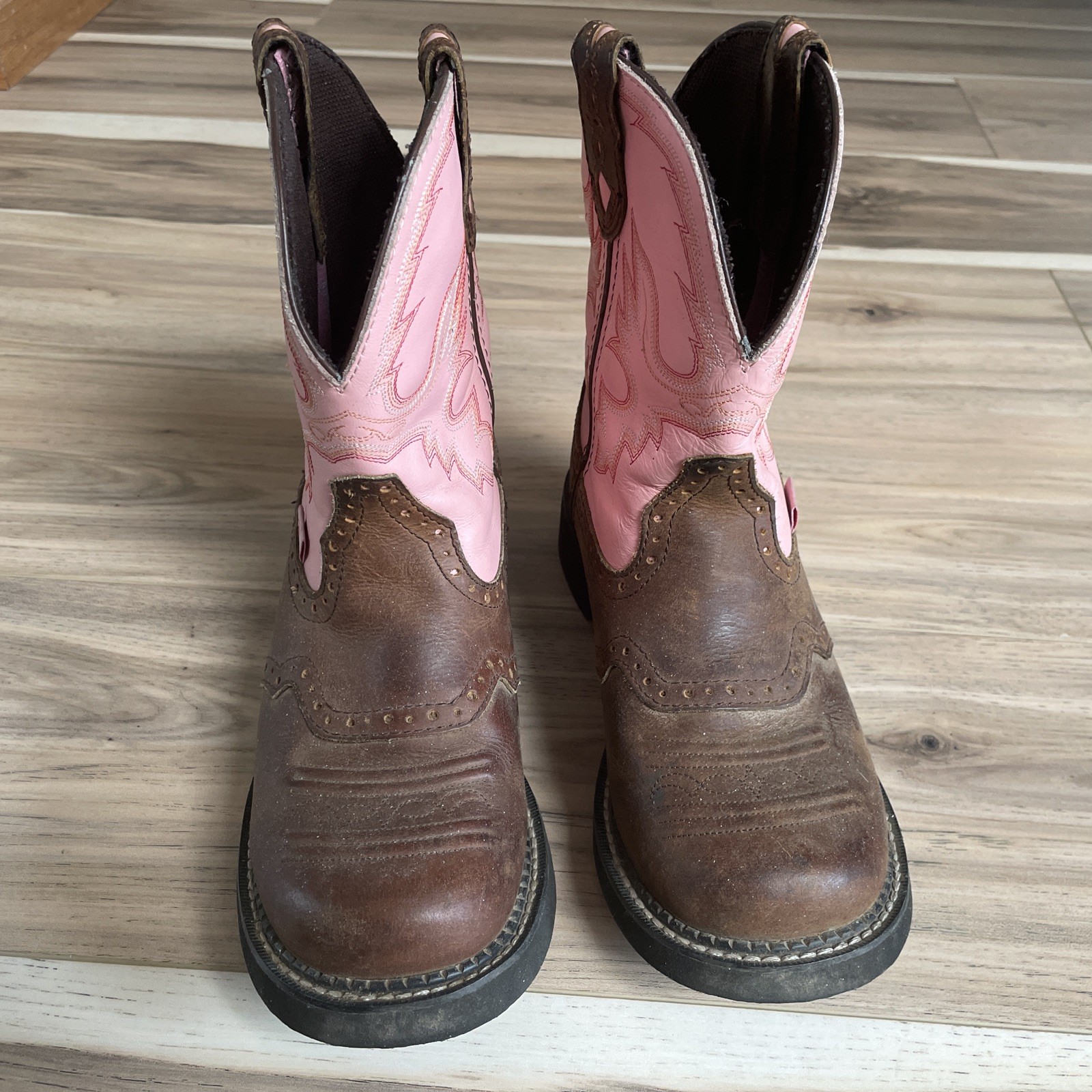 Justin Boots Women’s Western Leather Boots Brown Pink Embroidered L9901 Sz 8-1/2